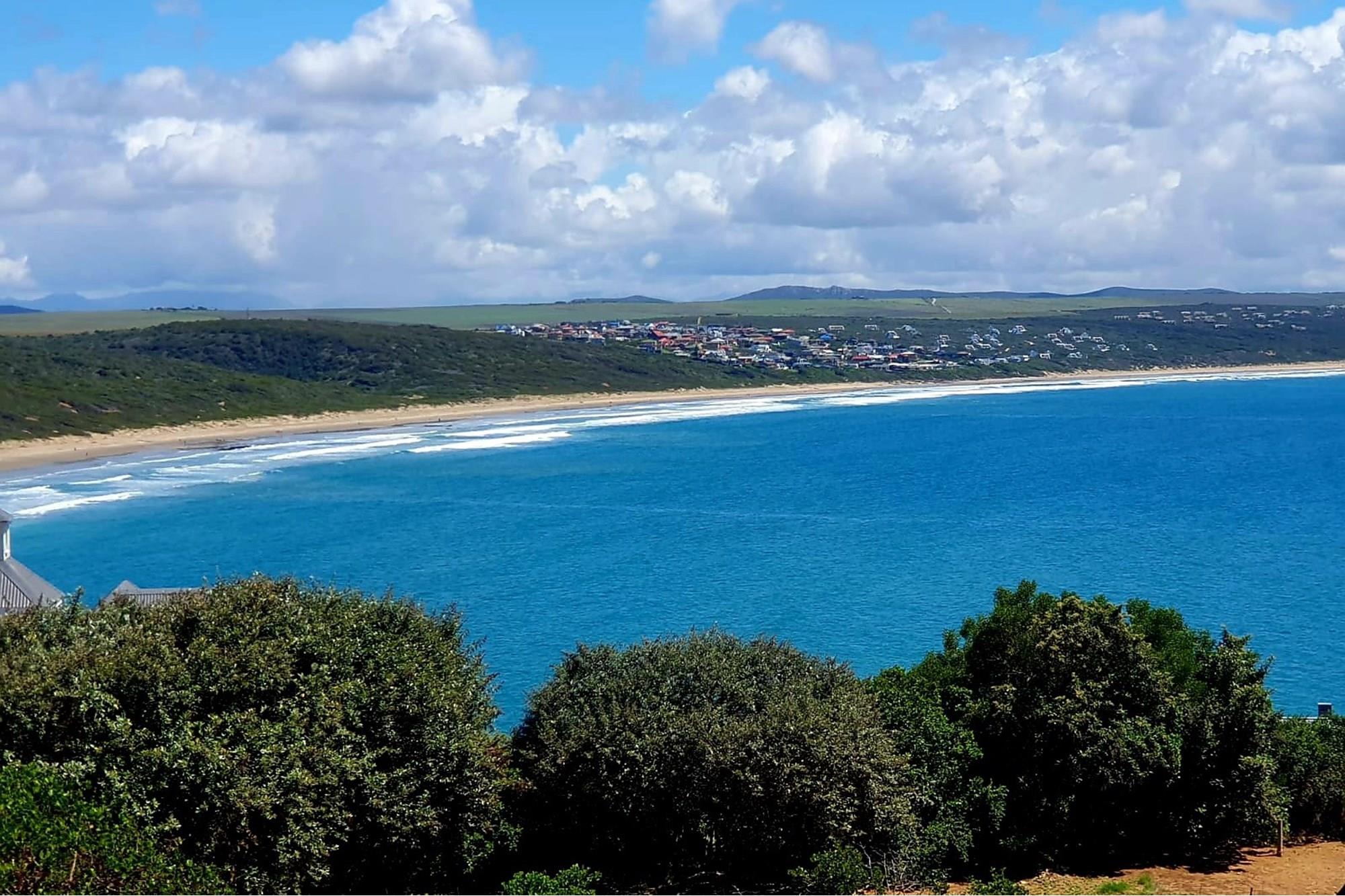 Vacant Land for sale in Vleesbaai, 355 m²