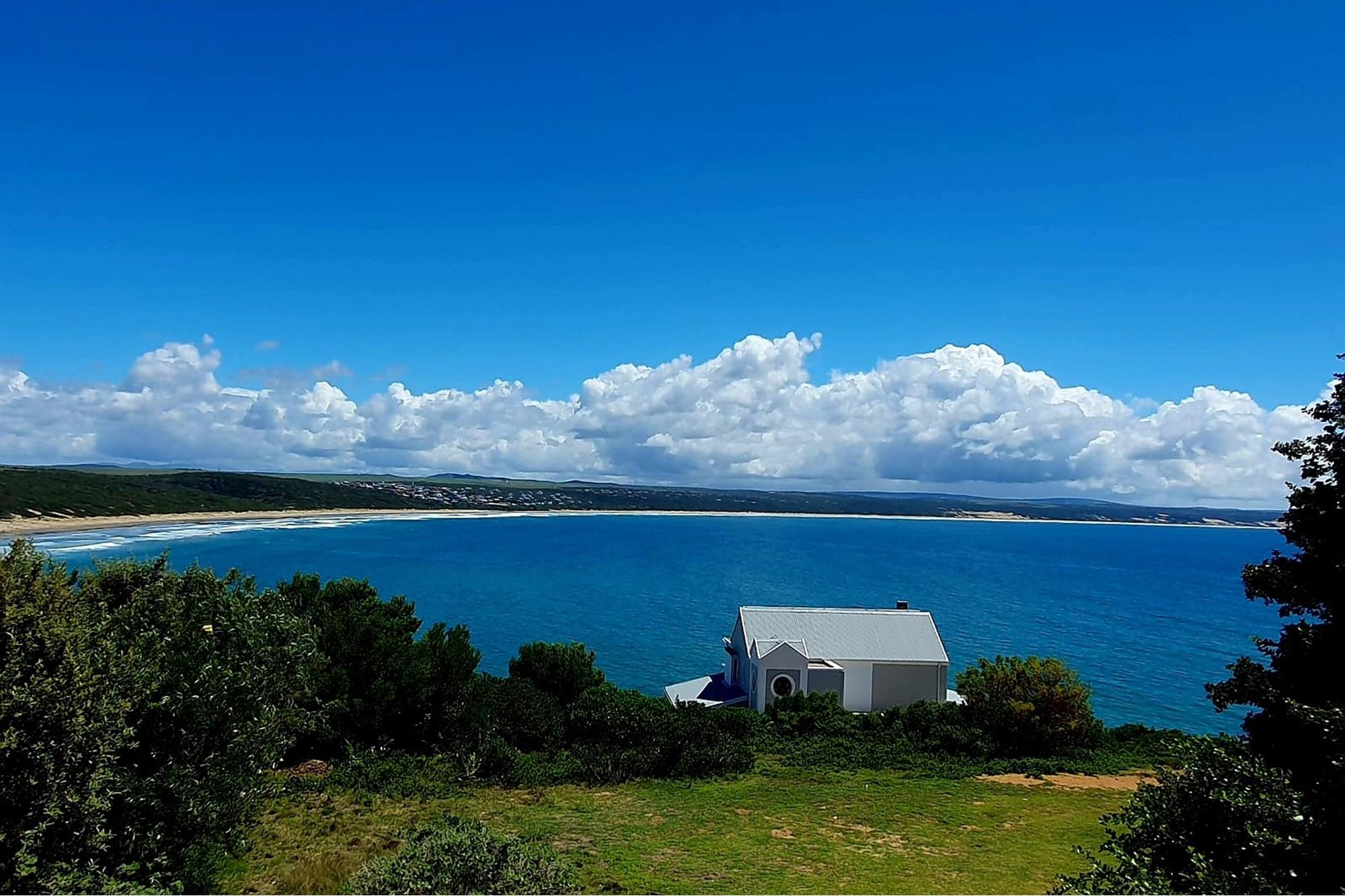 Vacant Land for sale in Vleesbaai, 355 m²