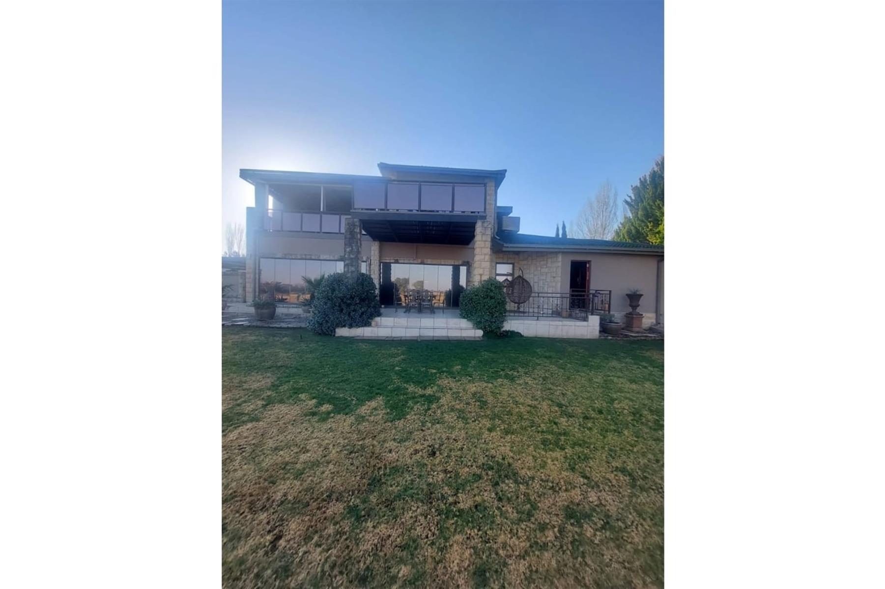 House for sale in Magersfontein Memorial Golf Estate, Modderrivier, Kimberley, 876 m²