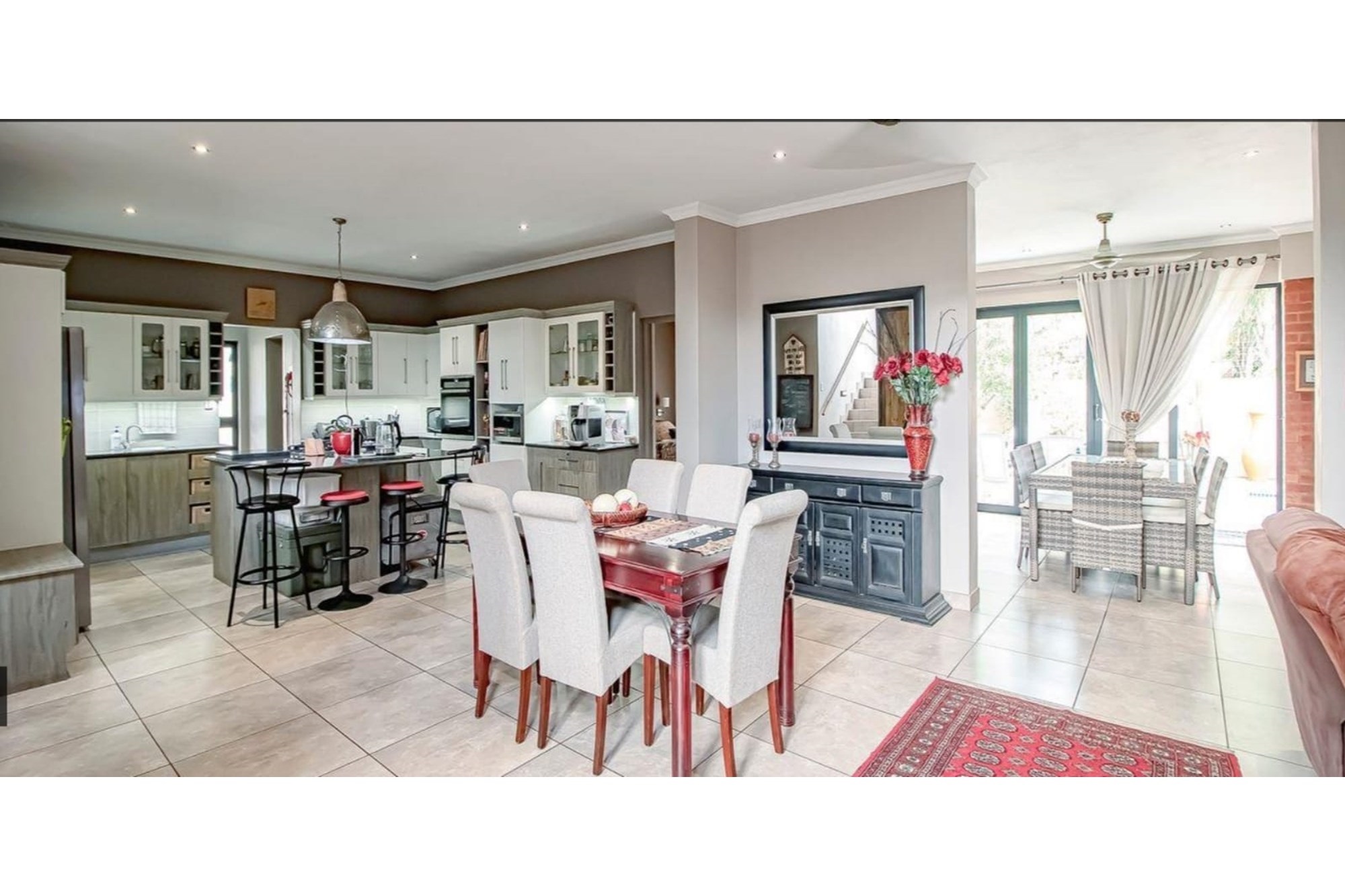 Duplex for sale in Melodie, Hartbeespoort, North West, 371 m²
