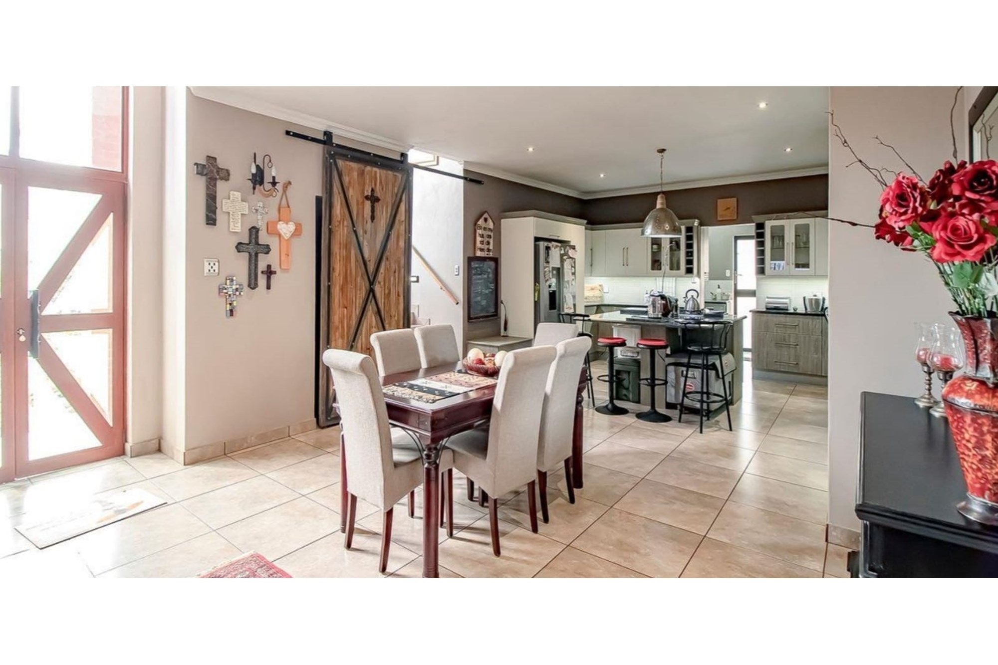 Duplex for sale in Melodie, Hartbeespoort, North West, 371 m²