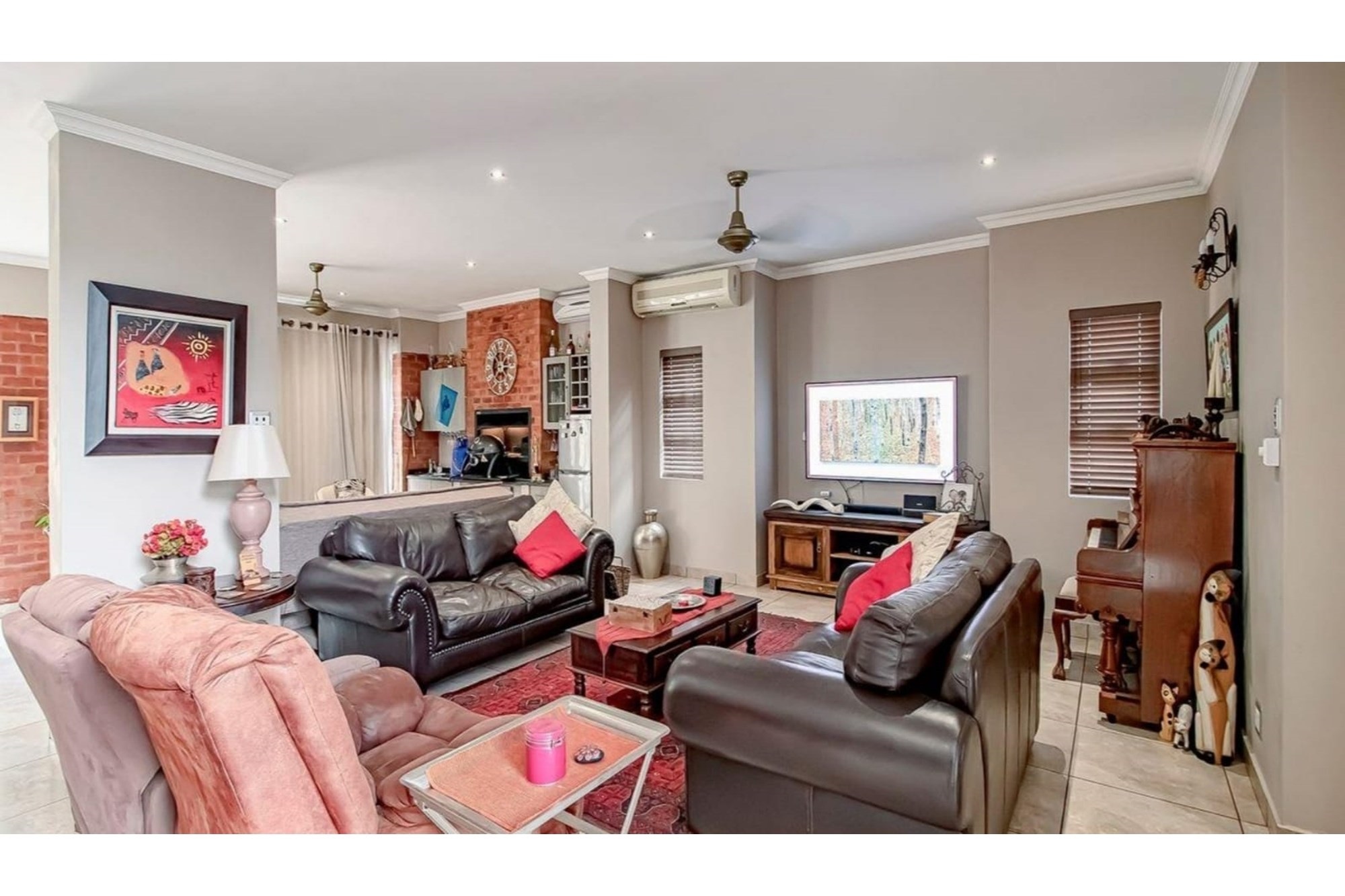 Duplex for sale in Melodie, Hartbeespoort, North West, 371 m²