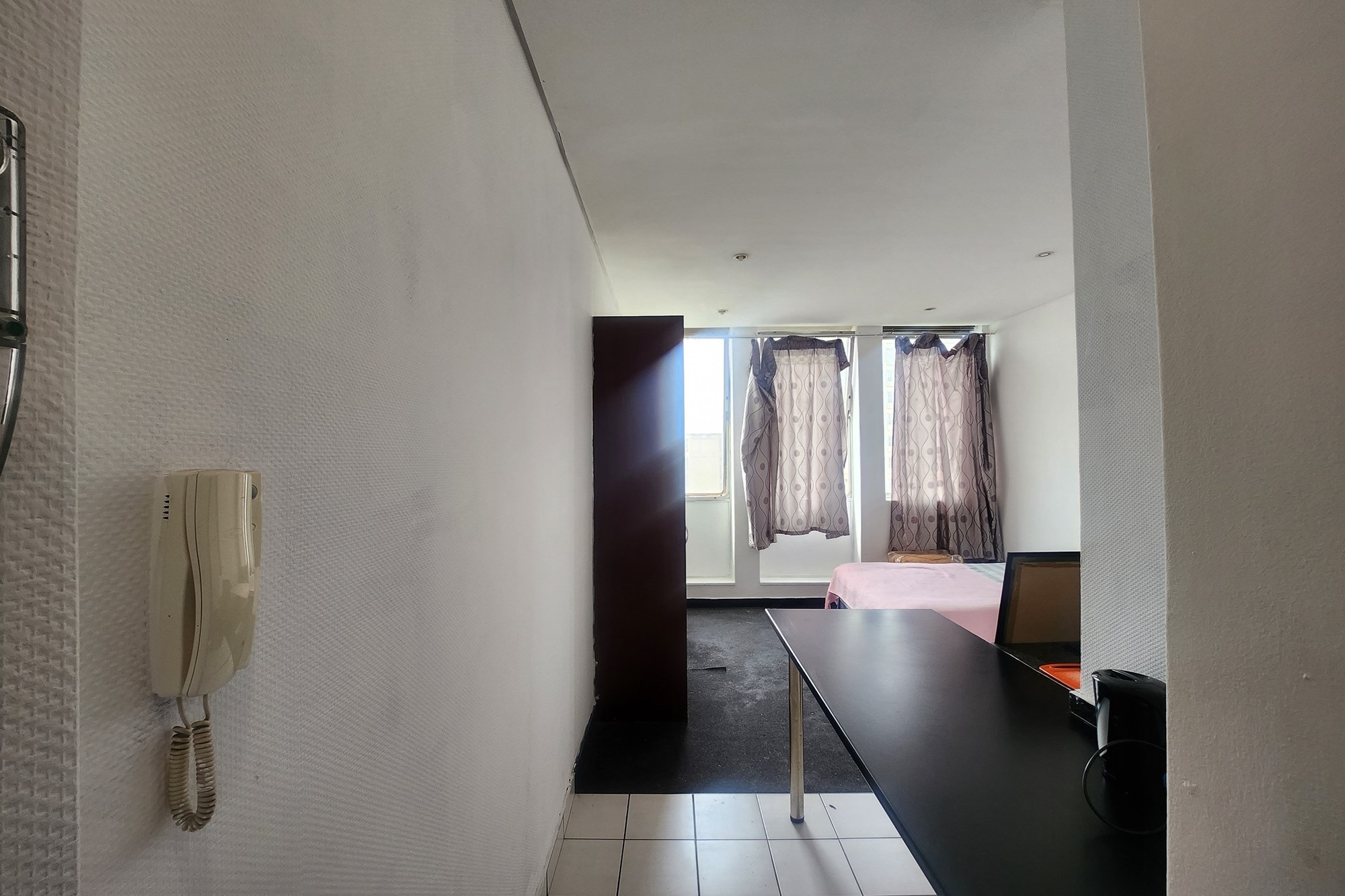 Studio Apartment for sale in Braamfontein, Johannesburg, 26 m²