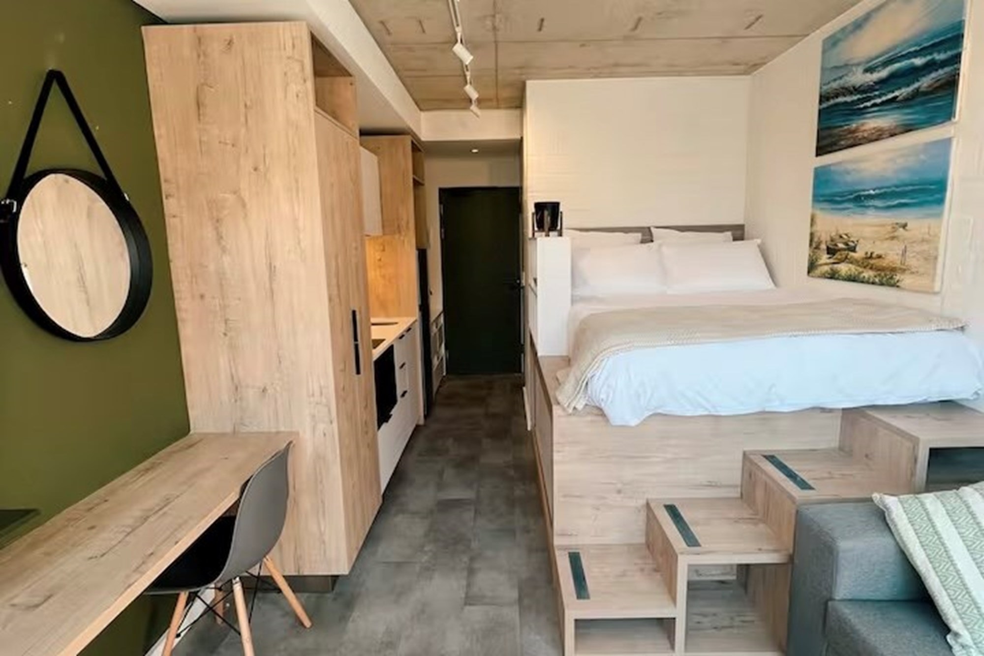 Studio Apartment for sale in Sea Point, Cape Town, 20 m²