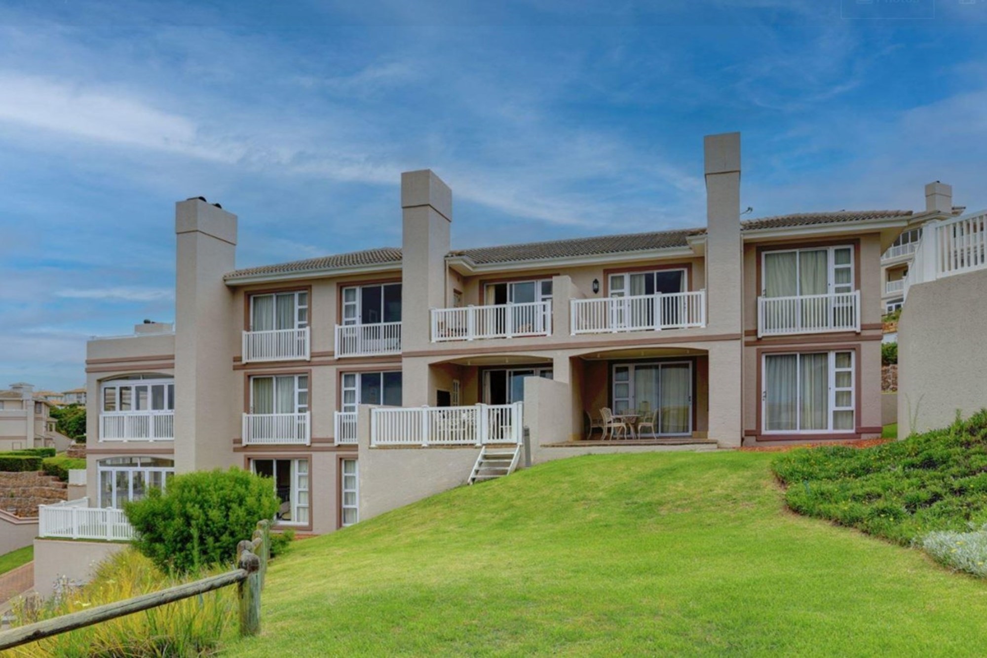 Townhouse for sale in Pinnacle Point Golf Estate, Mossel Bay, 177 m²