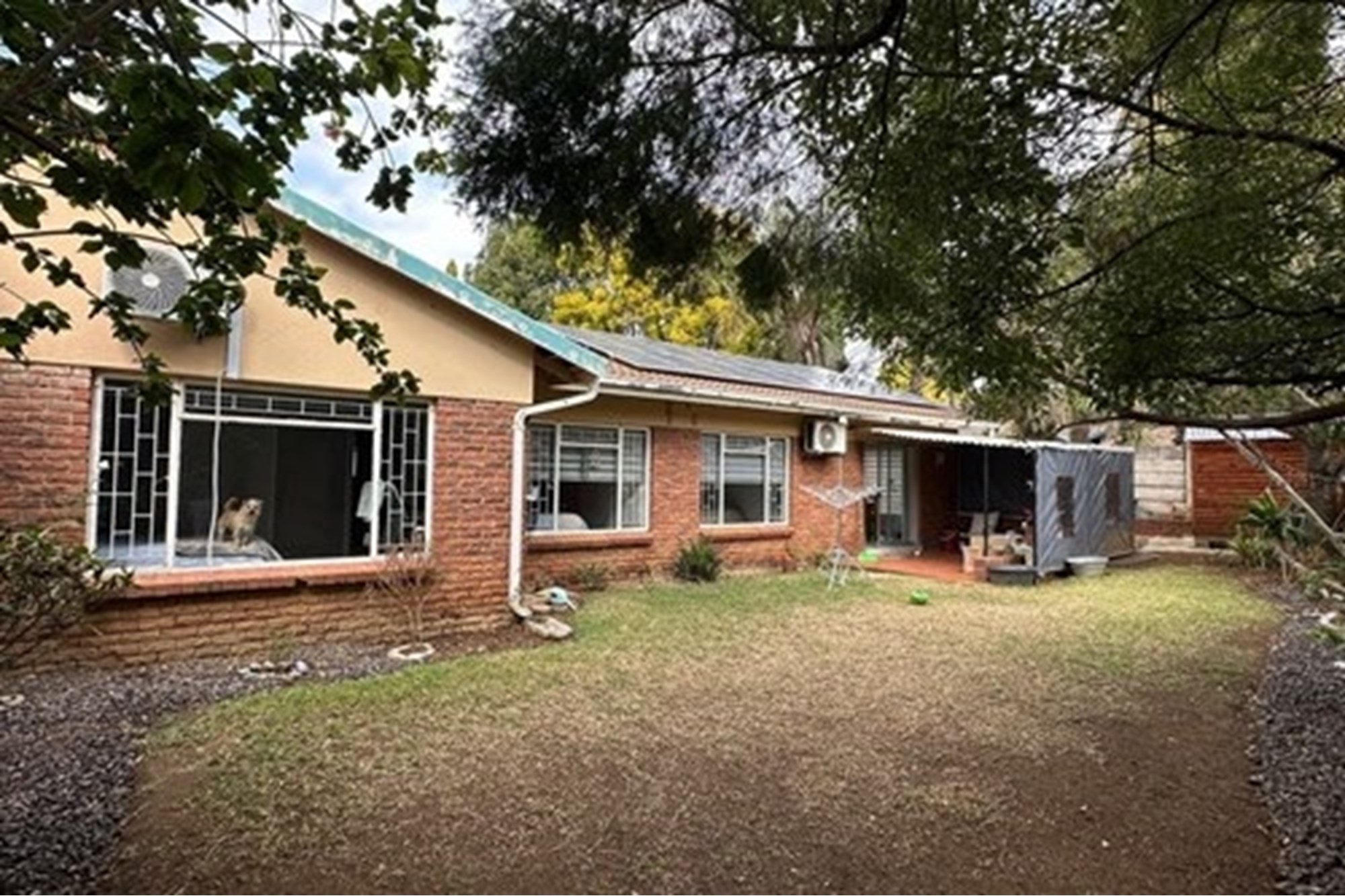 Townhouse for sale in Huttenheights, Newcastle, KwaZulu Natal, 130 m²
