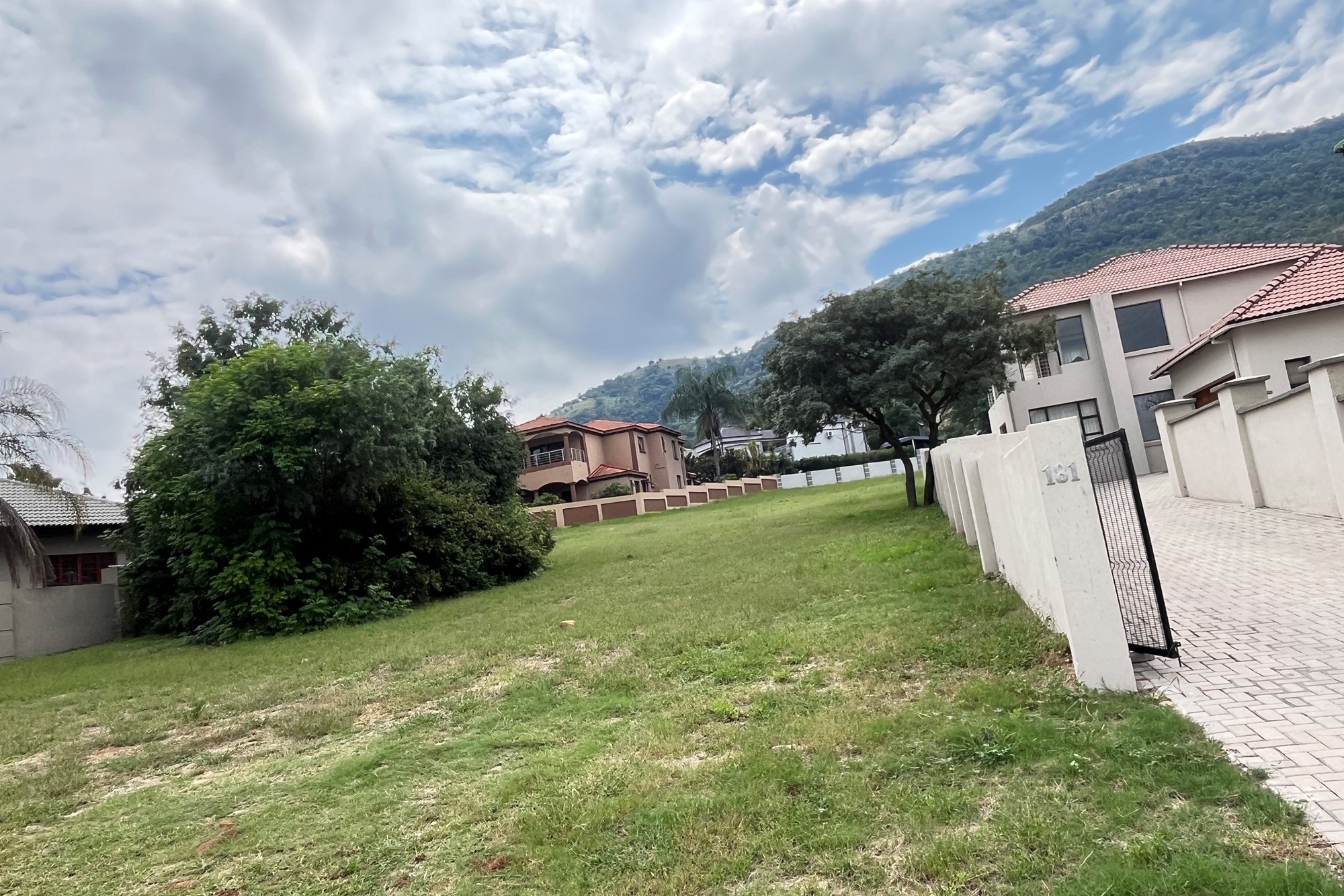 Vacant Land for sale in Kosmos Ridge, Hartbeespoort, North West, 553 m²