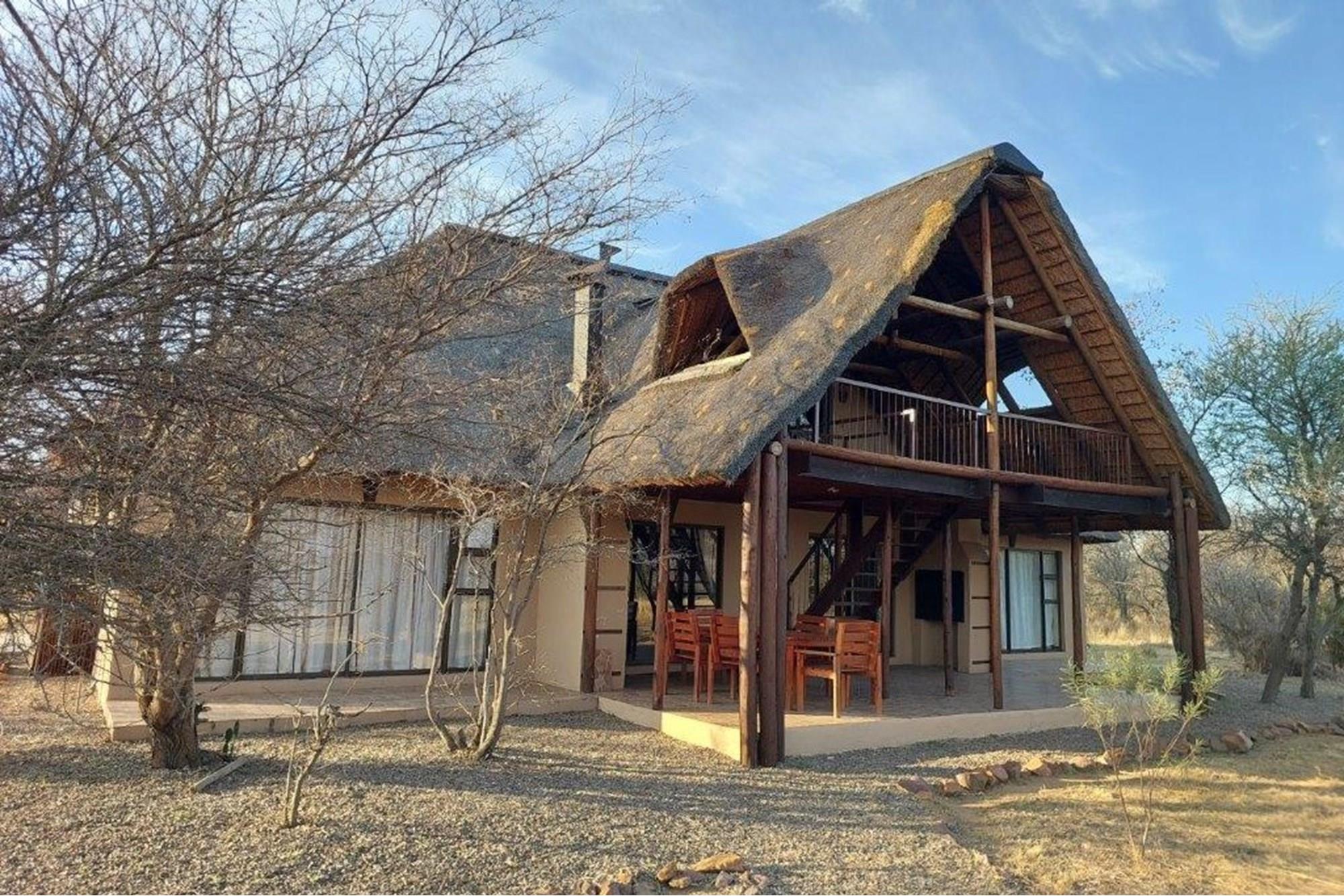 House for sale in Ditholo Wildlife Estate, Thabazimbi, 287 m²