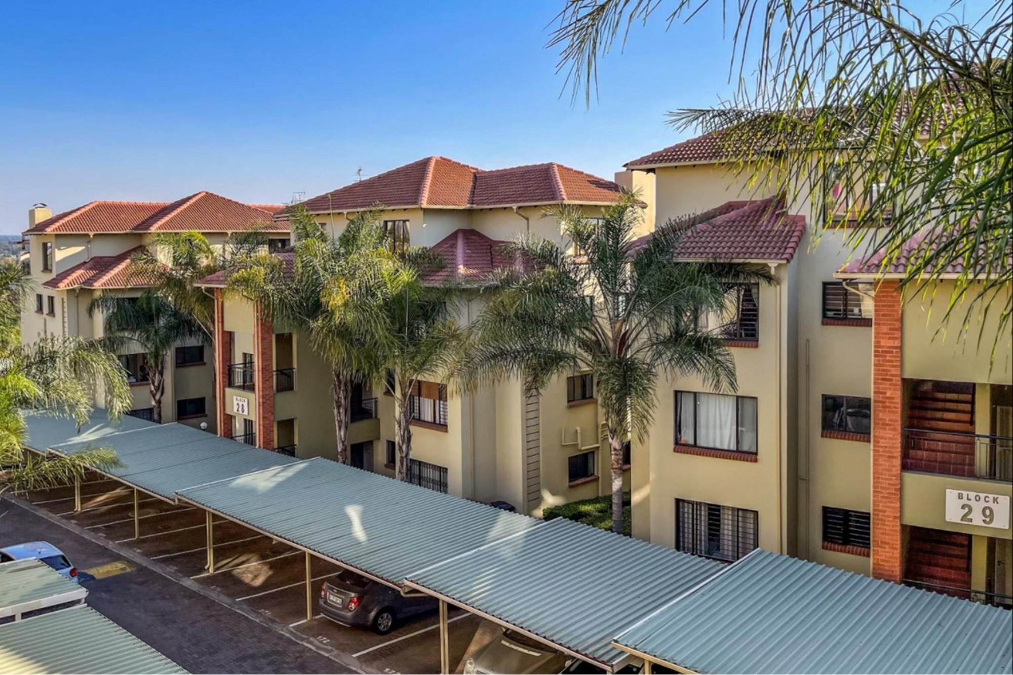 Spacious Stunning 3bed 3bath Apartment in The Kanyin, Sunninghill 3