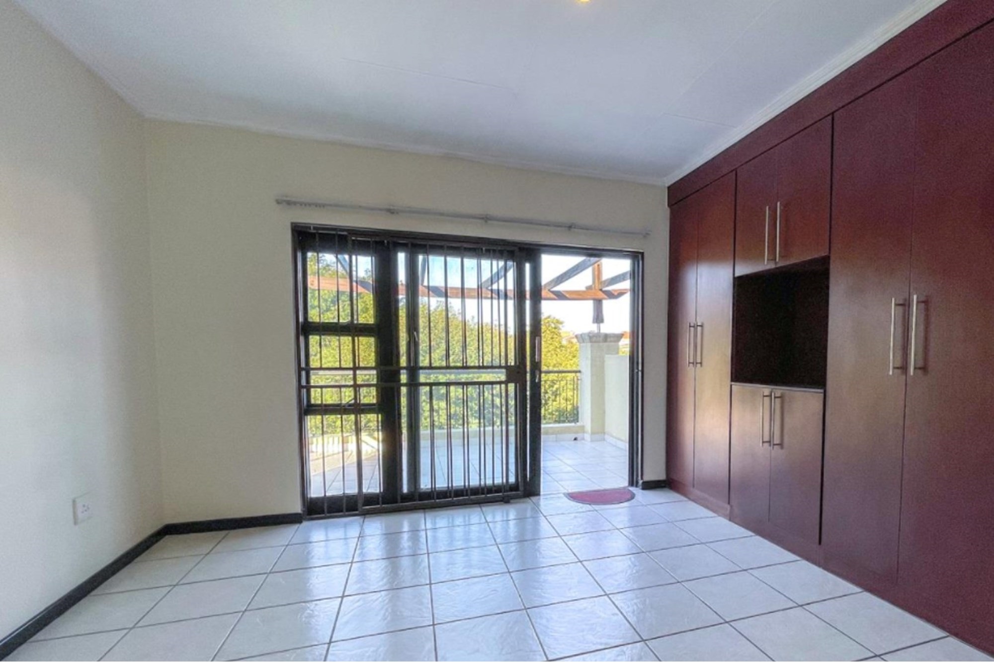 Apartment for sale in Sunninghill, Sandton, ZF The Kanyin, 109 Leeuwkop rd, Sunninghill, Sandton, Gauteng, 152 m²