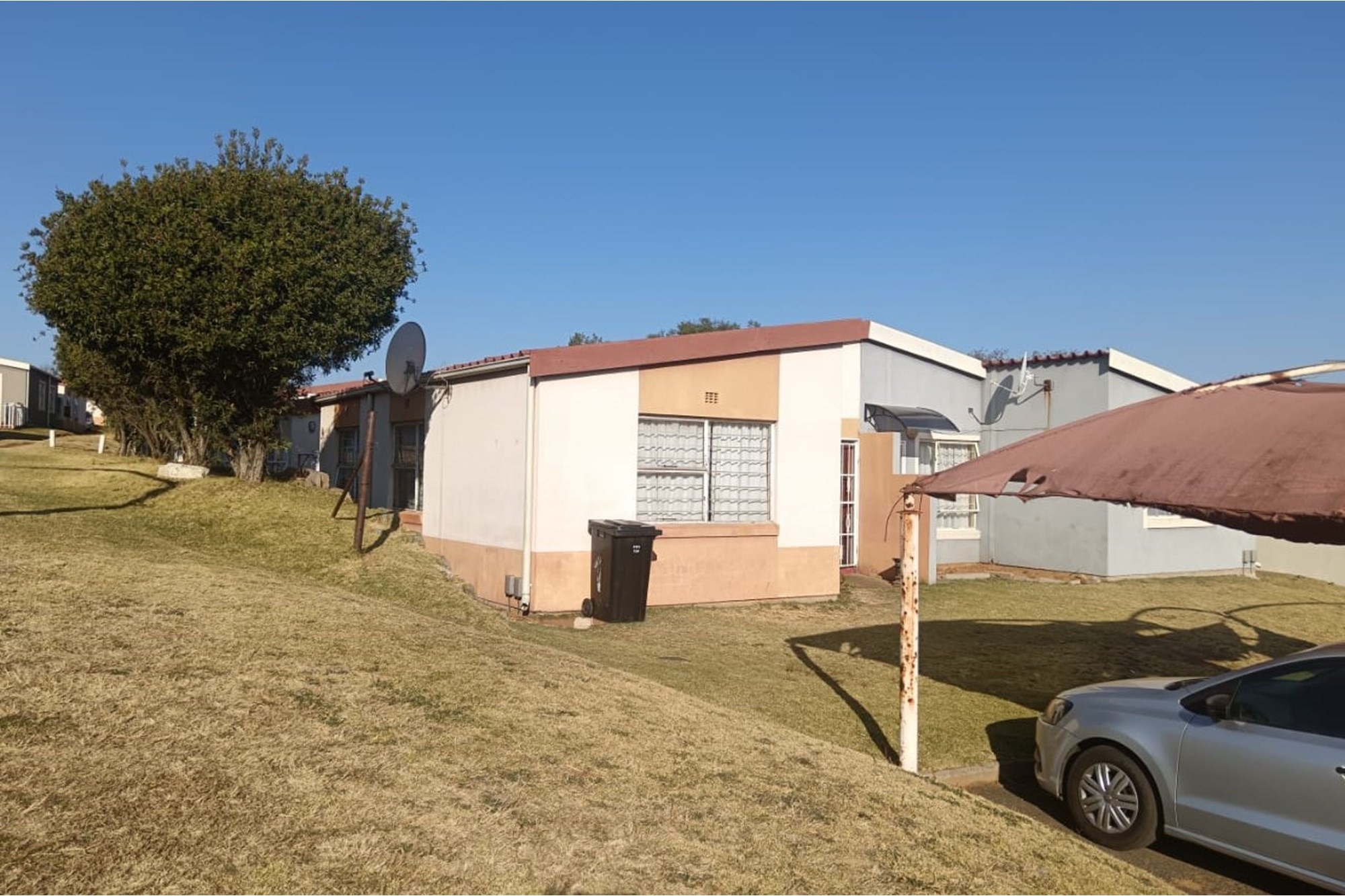 Townhouse for sale in Ridgeway, Johannesburg