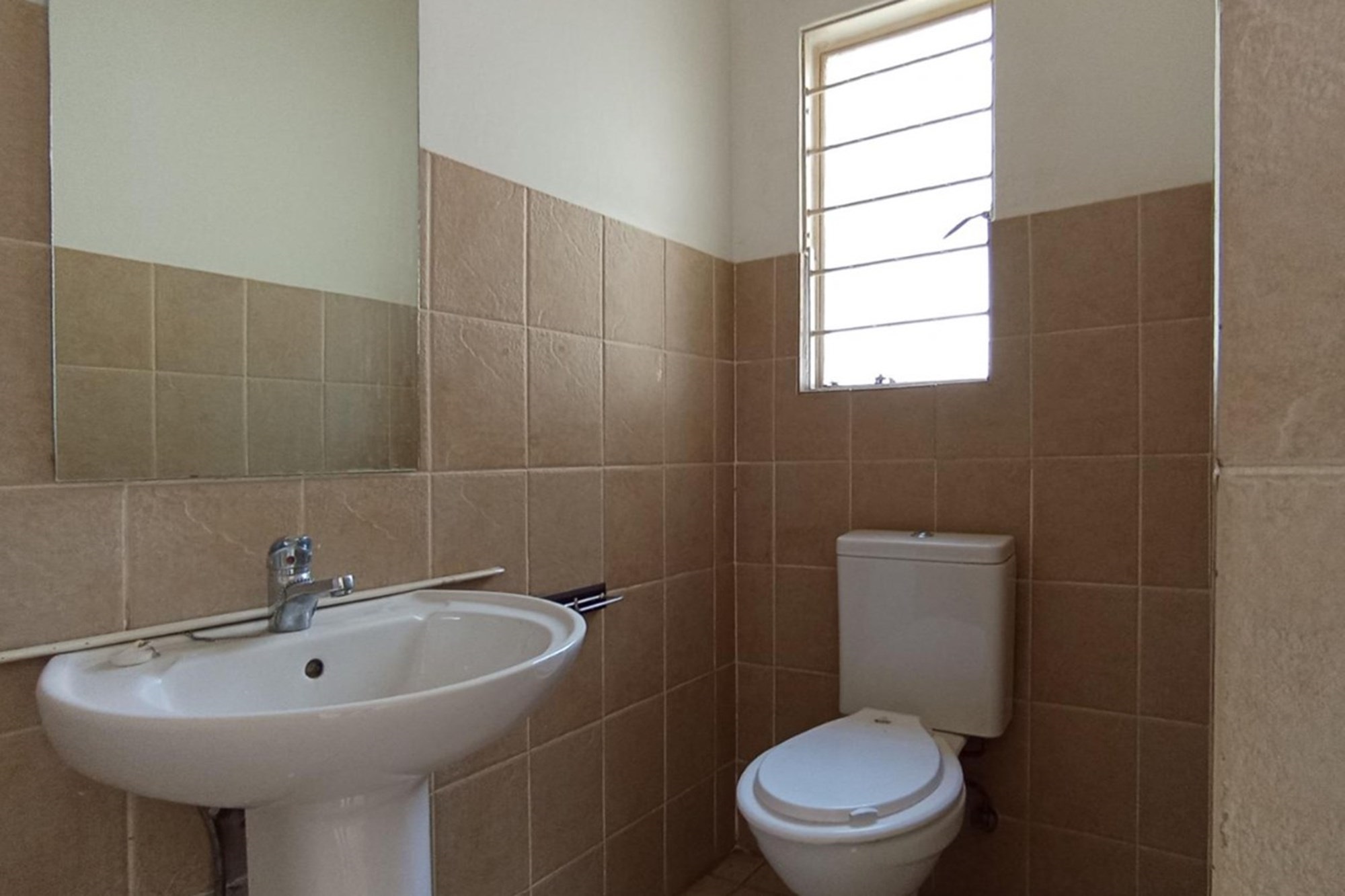Duplex for sale in Zandspruit, Roodepoort, 111 m²