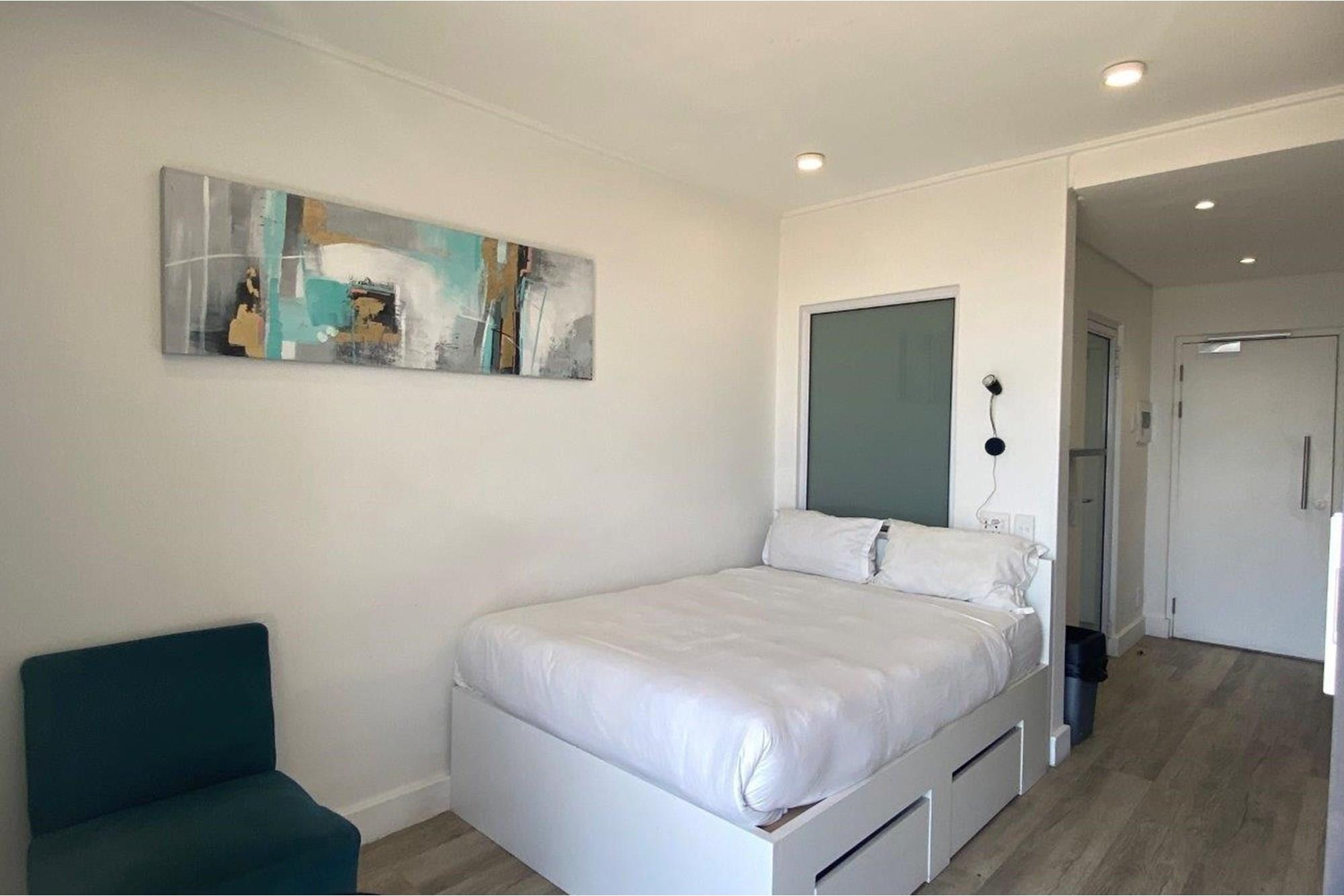 Studio Apartment for sale in Woodstock, Cape Town, 25 m²