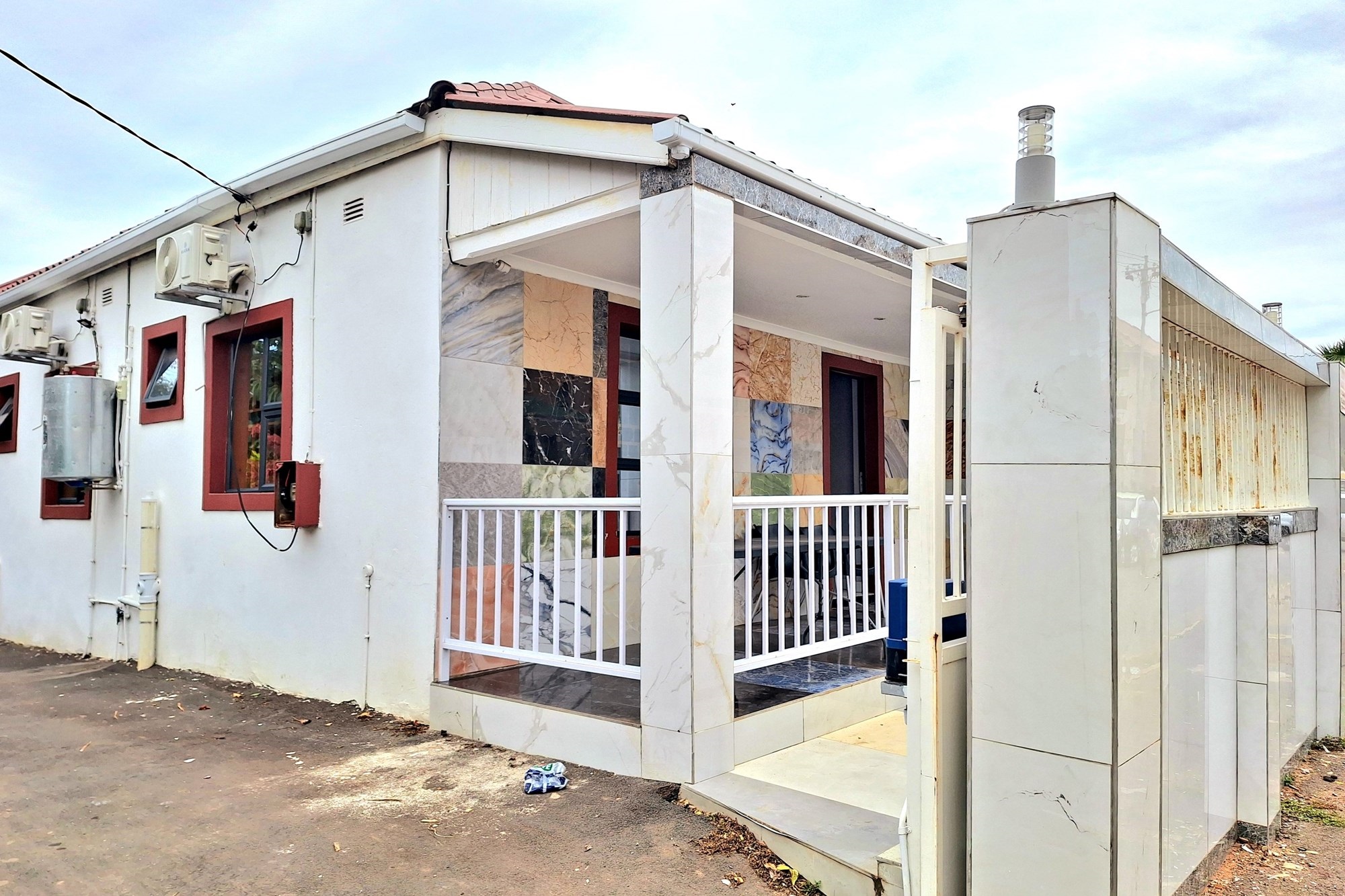 House for sale in Bulwer, Durban, KwaZulu Natal, 6 m²