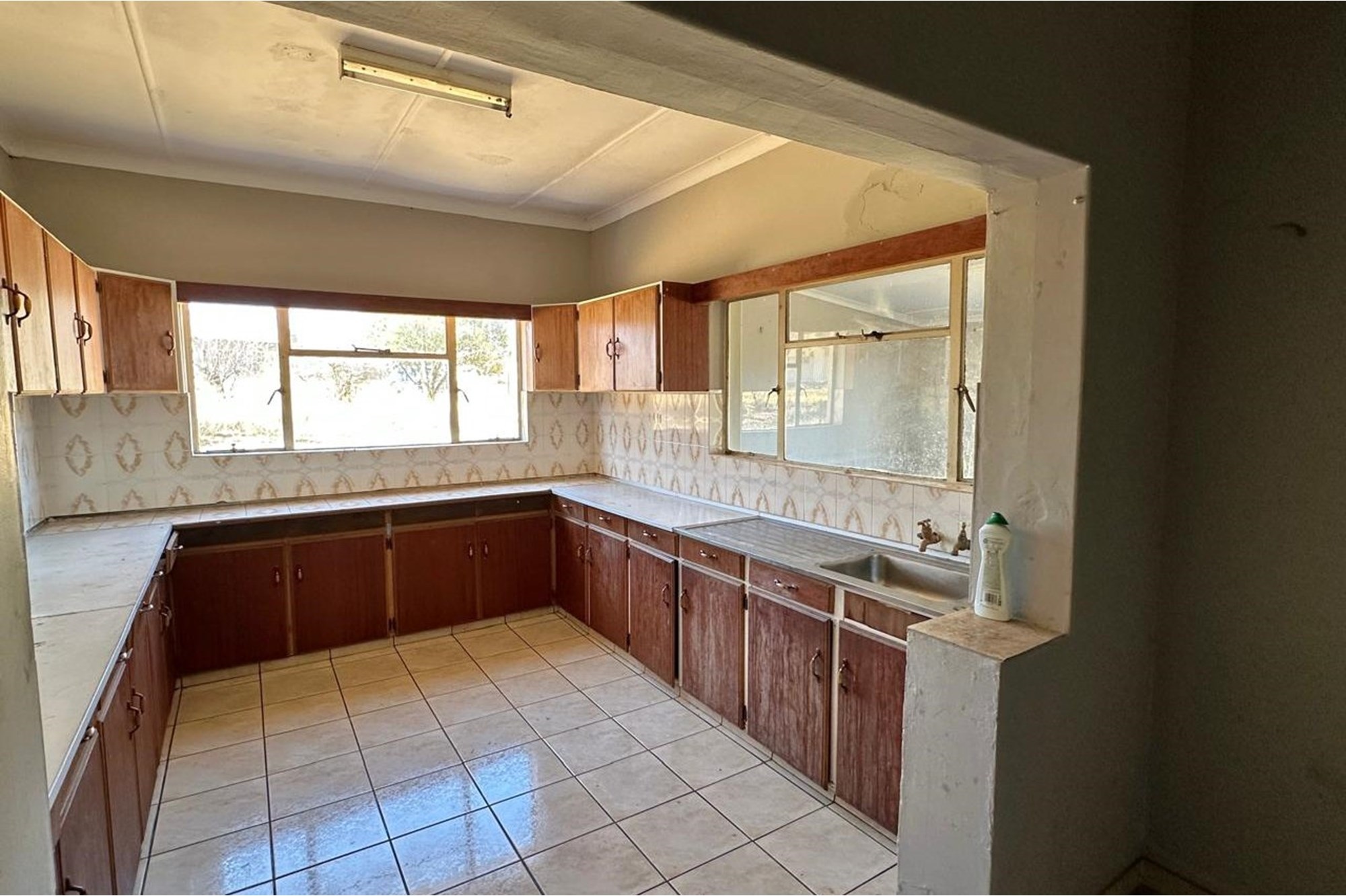 House for sale in Wakkerstroom, 3407 m²