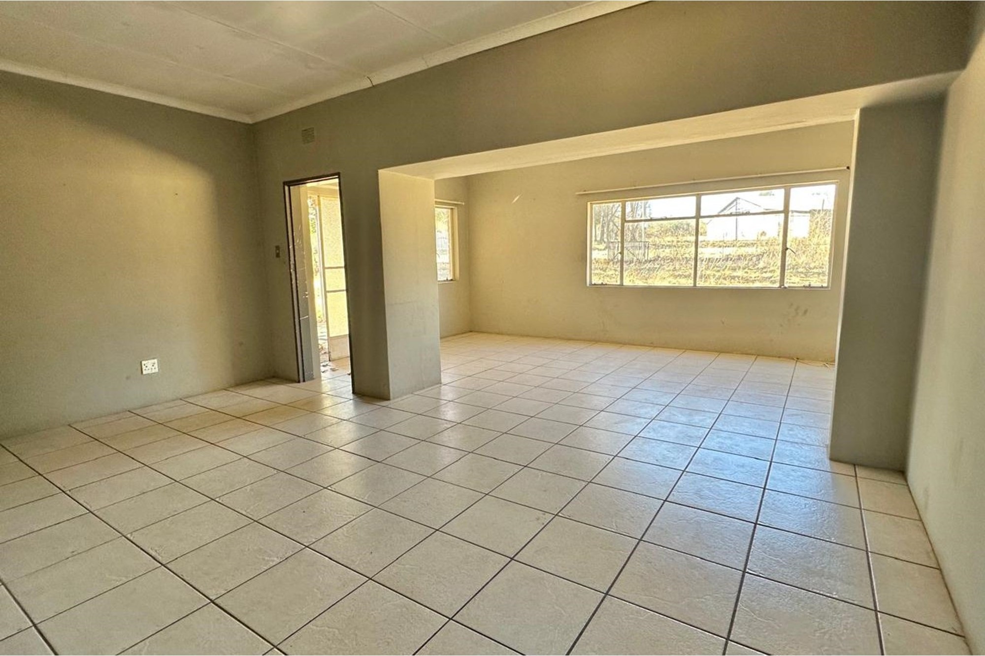 House for sale in Wakkerstroom, 3407 m²