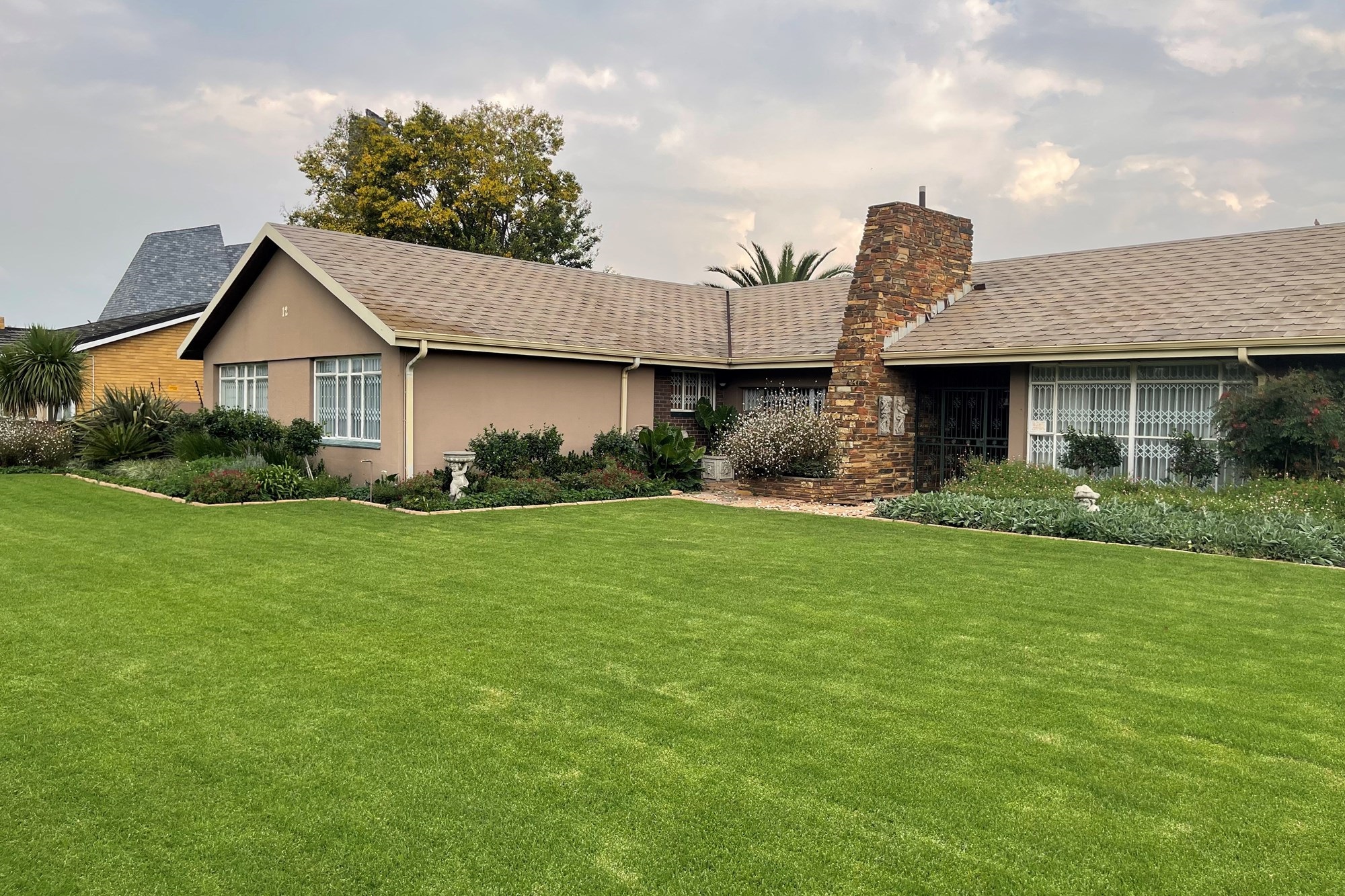 House for sale in Kinross, Secunda, 2973 m²