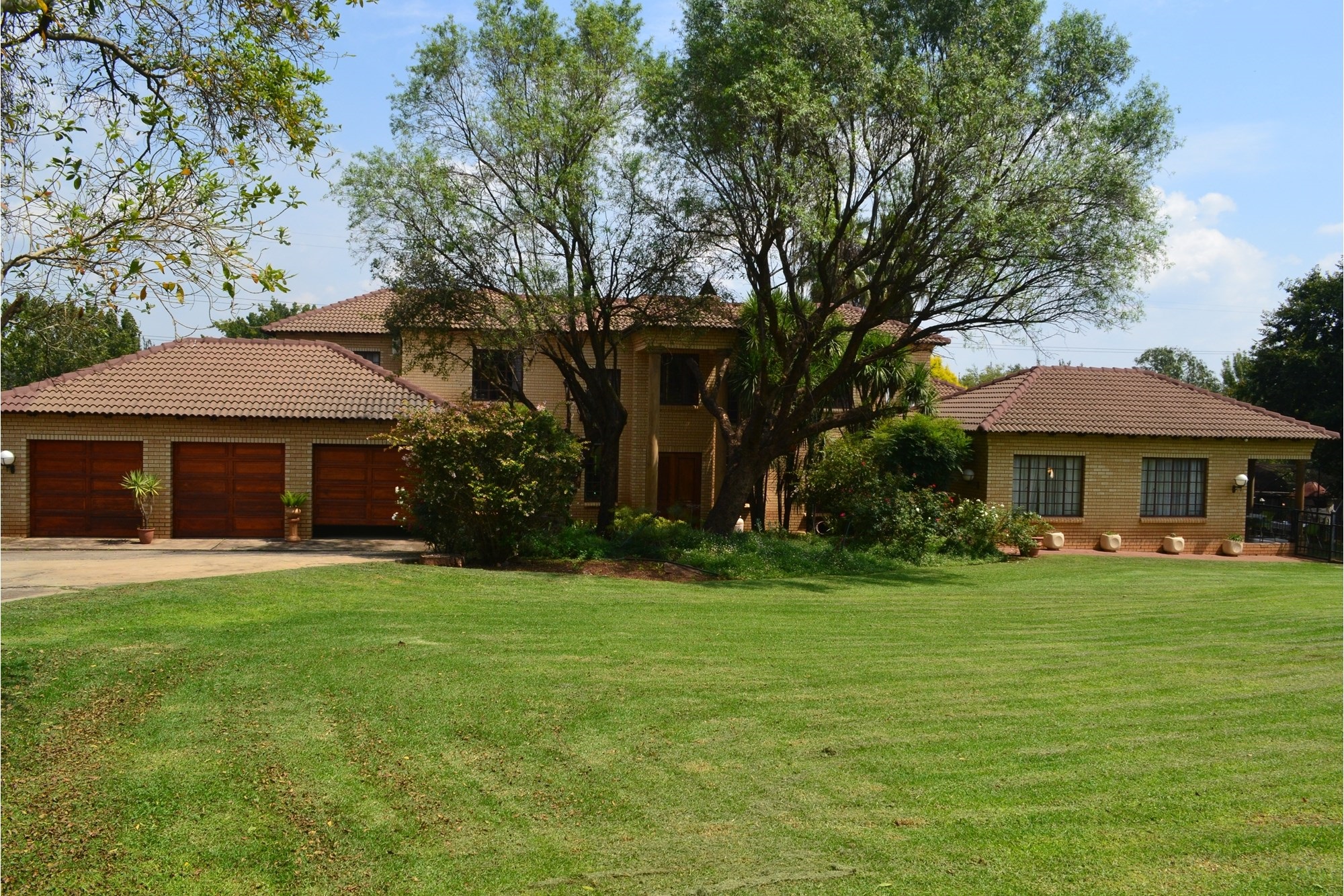 House for sale in Raslouw AH, Centurion, 18398 m²