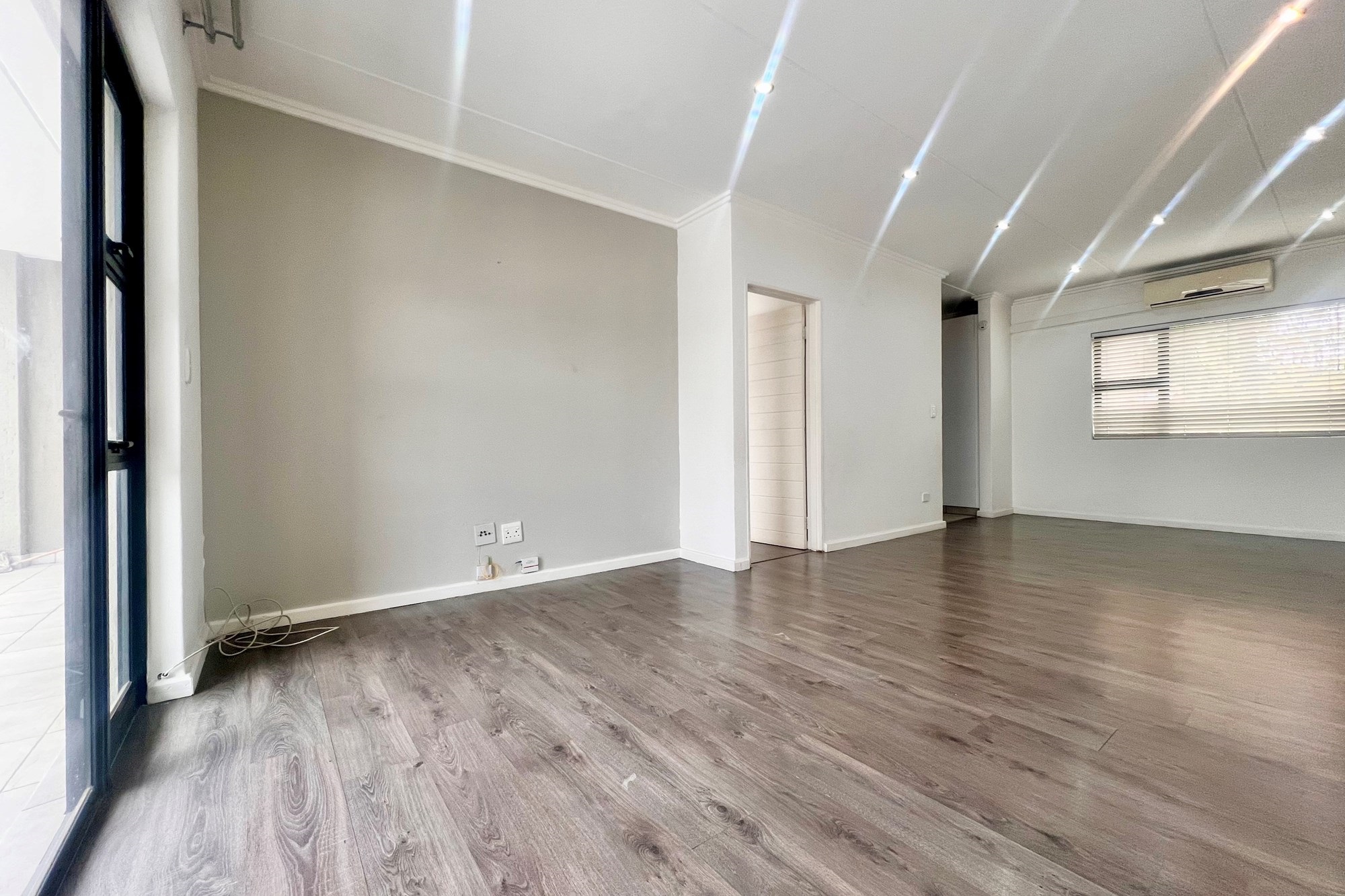 Apartment for sale in Rivonia, Sandton, 102 m²