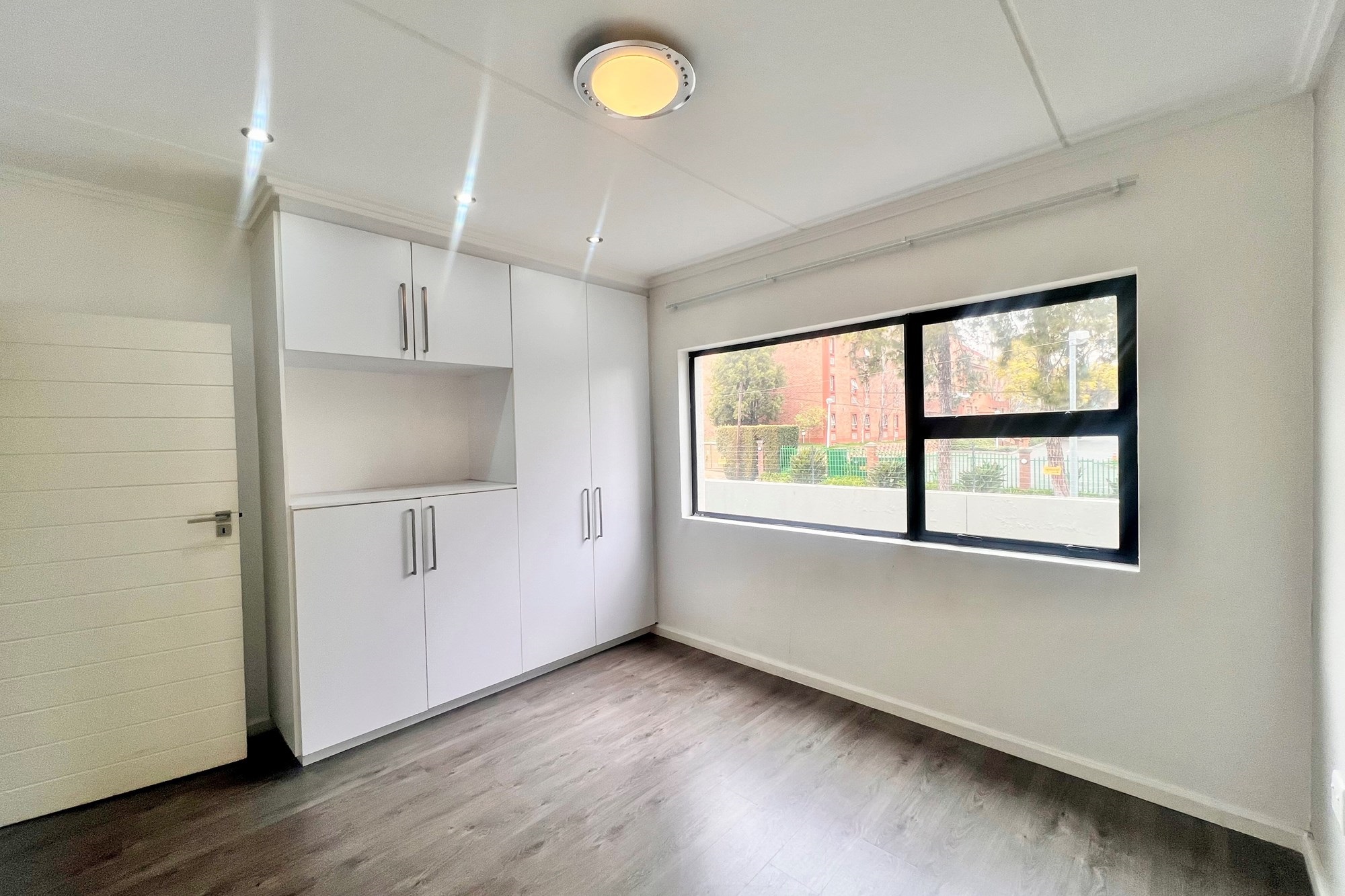 Apartment for sale in Rivonia, Sandton, 102 m²