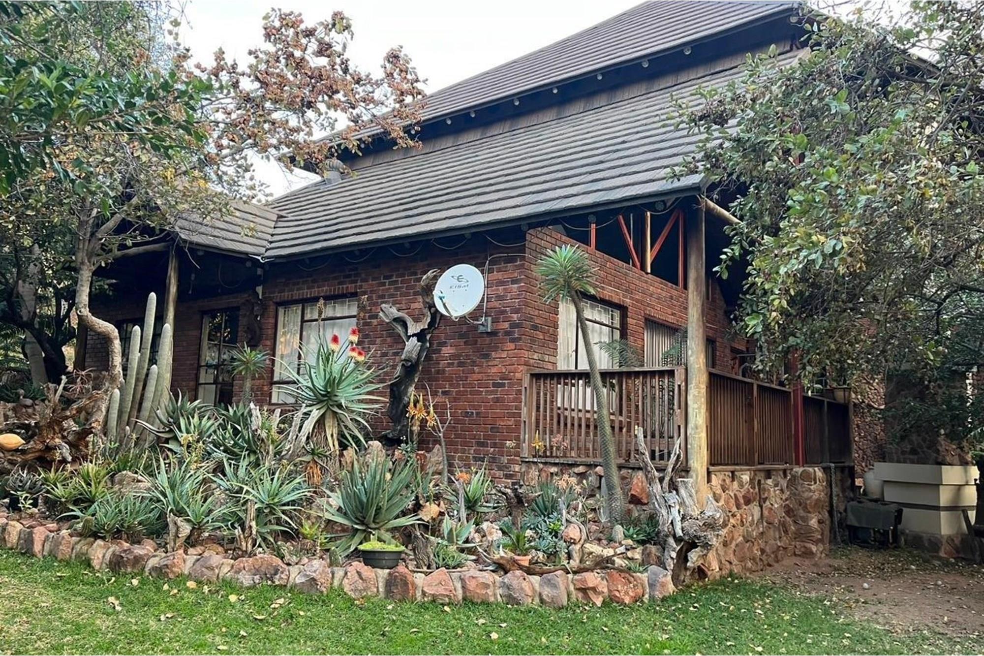 House for sale in Mookgopong Rural, Mookgopong, 460 m²