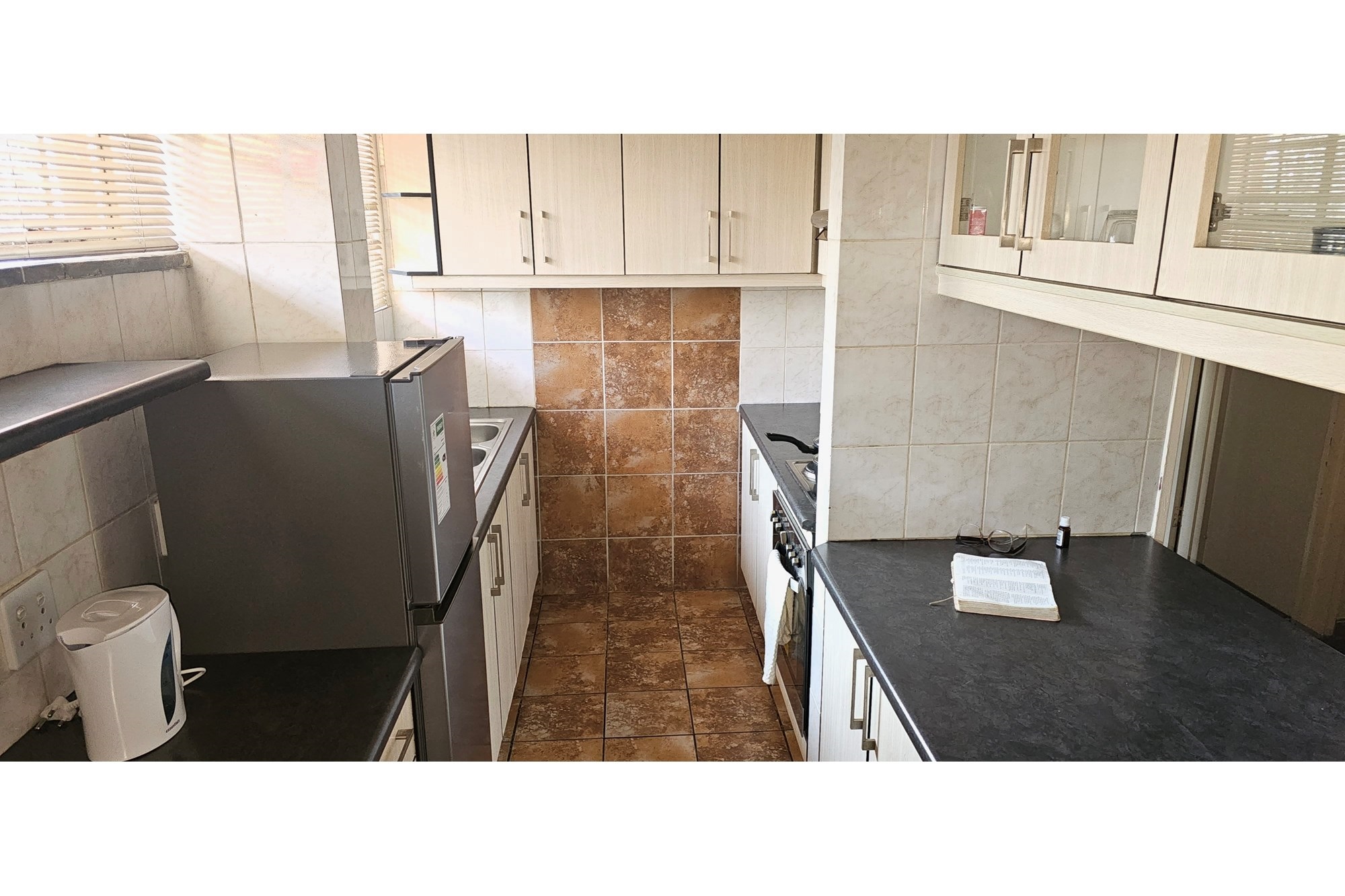 Apartment for sale in Paarlshoop, Johannesburg, 65 m²