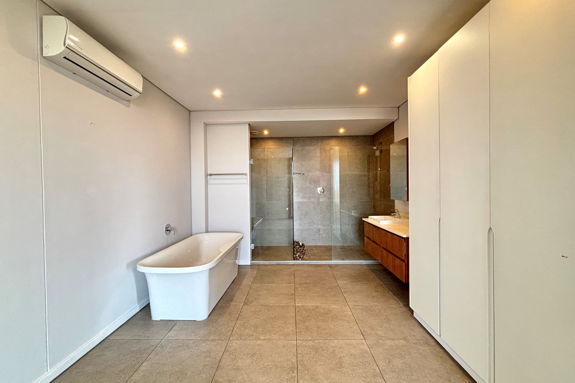 Apartment for sale in Elaleni Coastal Forest Estate, Ballito, KwaZulu Natal, 1201 m²