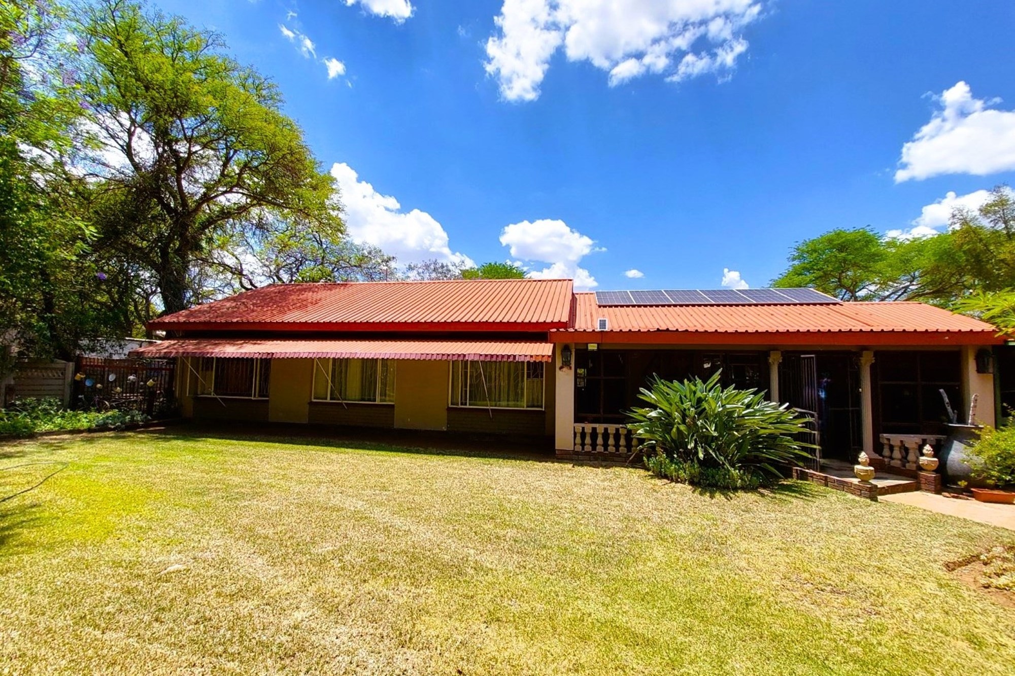 House for sale in Bela Bela, 269 m²