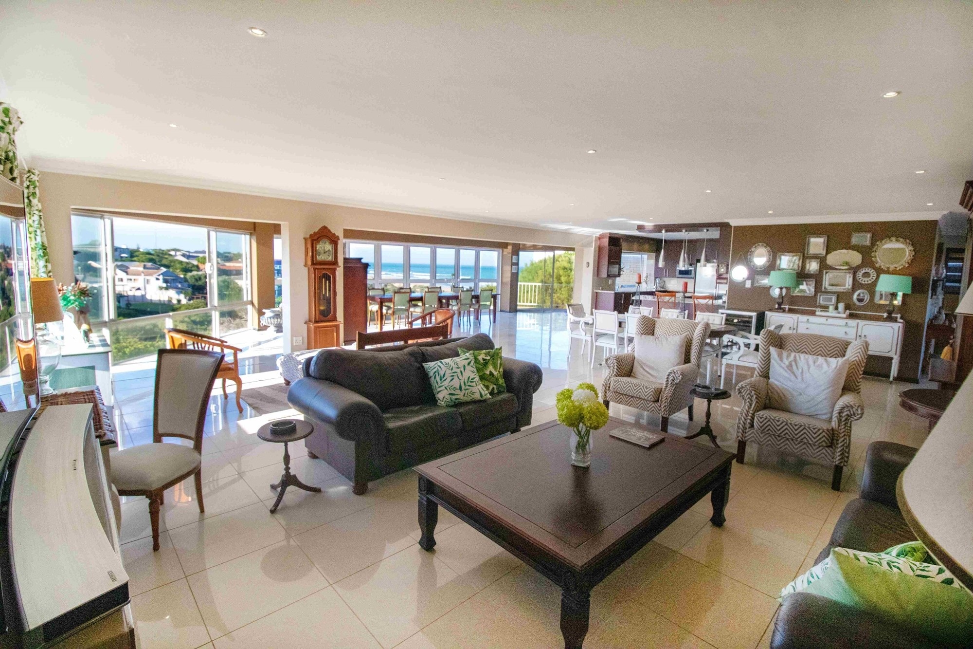 House for sale in Paradise Beach, Jeffreys Bay, 528 m²