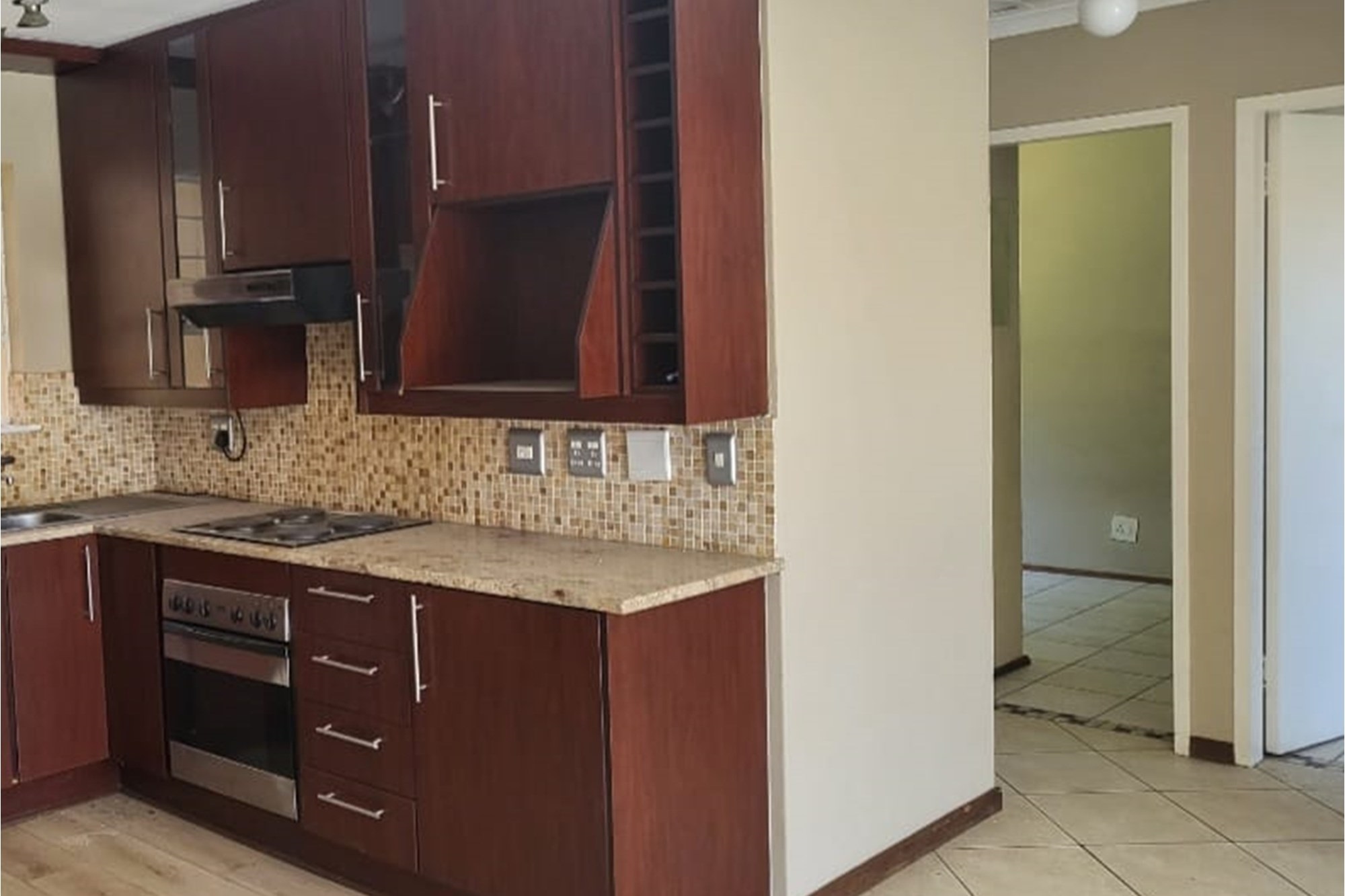 Townhouse for sale in Bedford Gardens, Bedfordview, 59 m²