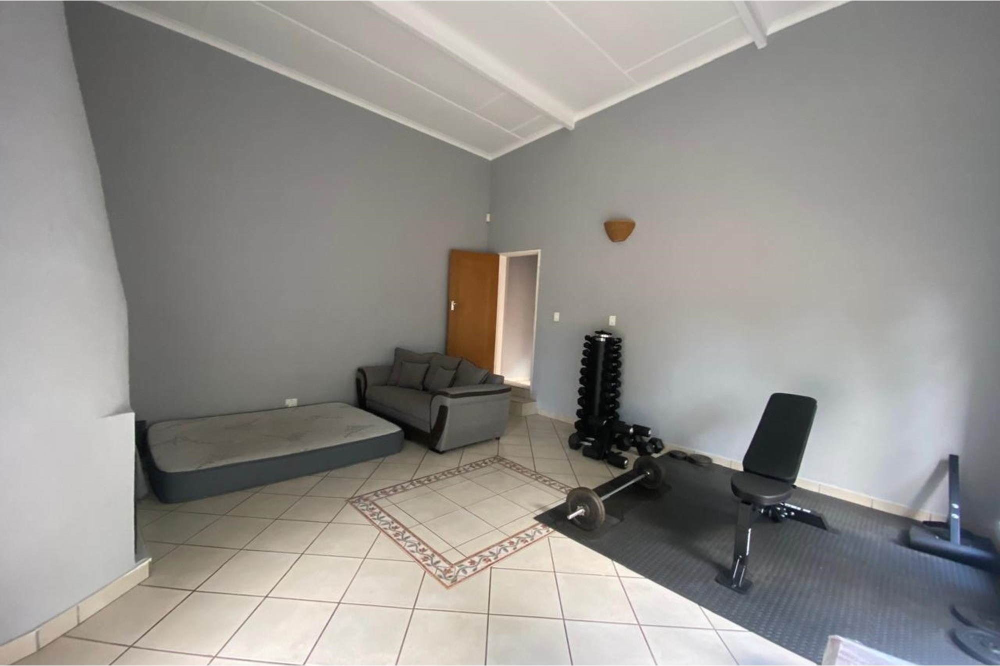 House for sale in Signal Hill, Newcastle, KwaZulu Natal, 247 m²