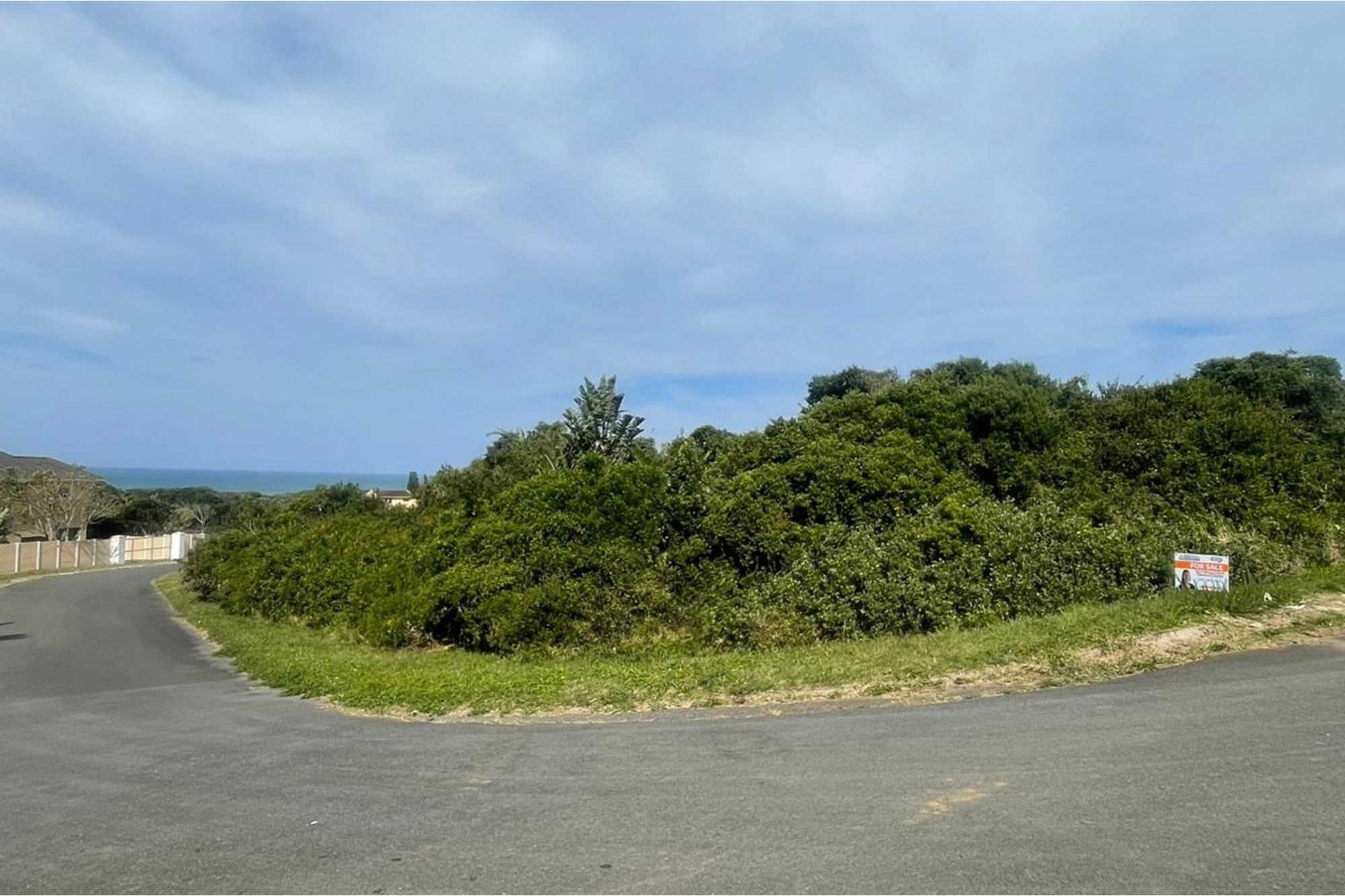 807m² Corner Plot with Sea Views - Kaysers Beach 5