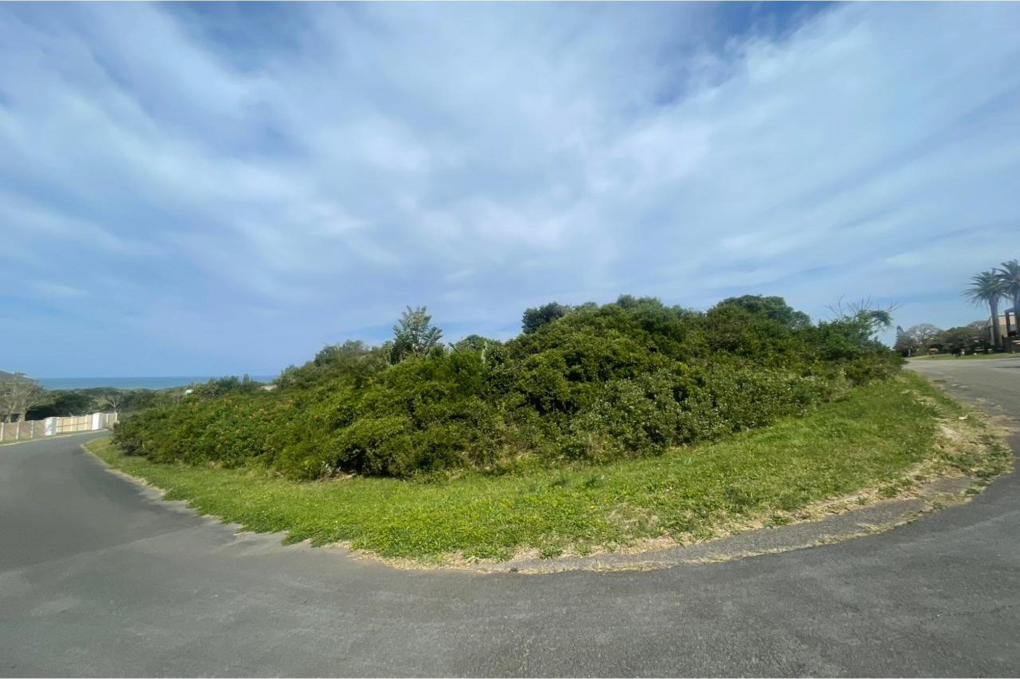 807m² Corner Plot with Sea Views - Kaysers Beach 2