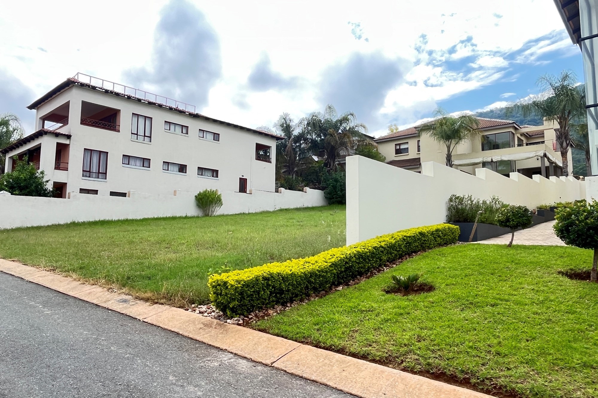 Vacant Land for sale in Kosmos Ridge, Hartbeespoort, North West, 550 m²