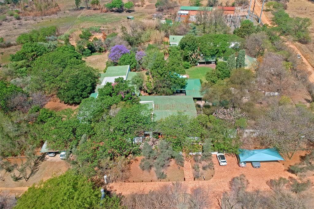 House for sale in Blue Hills AH, Blue Hills, Midrand, 31000 m²