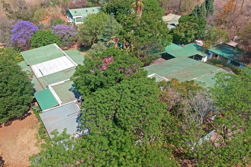 House for sale in Blue Hills AH, Blue Hills, Midrand, 31000 m²
