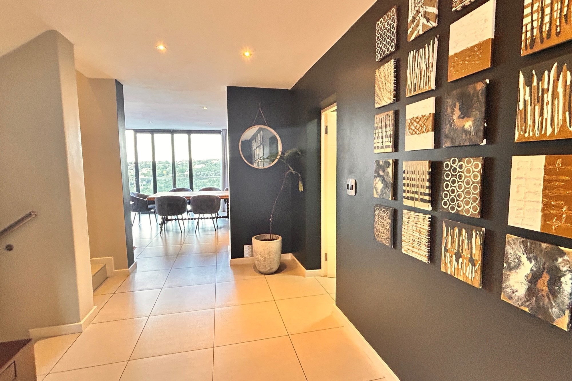 Townhouse for sale in Waterkloof Ridge, Pretoria, 497 m²