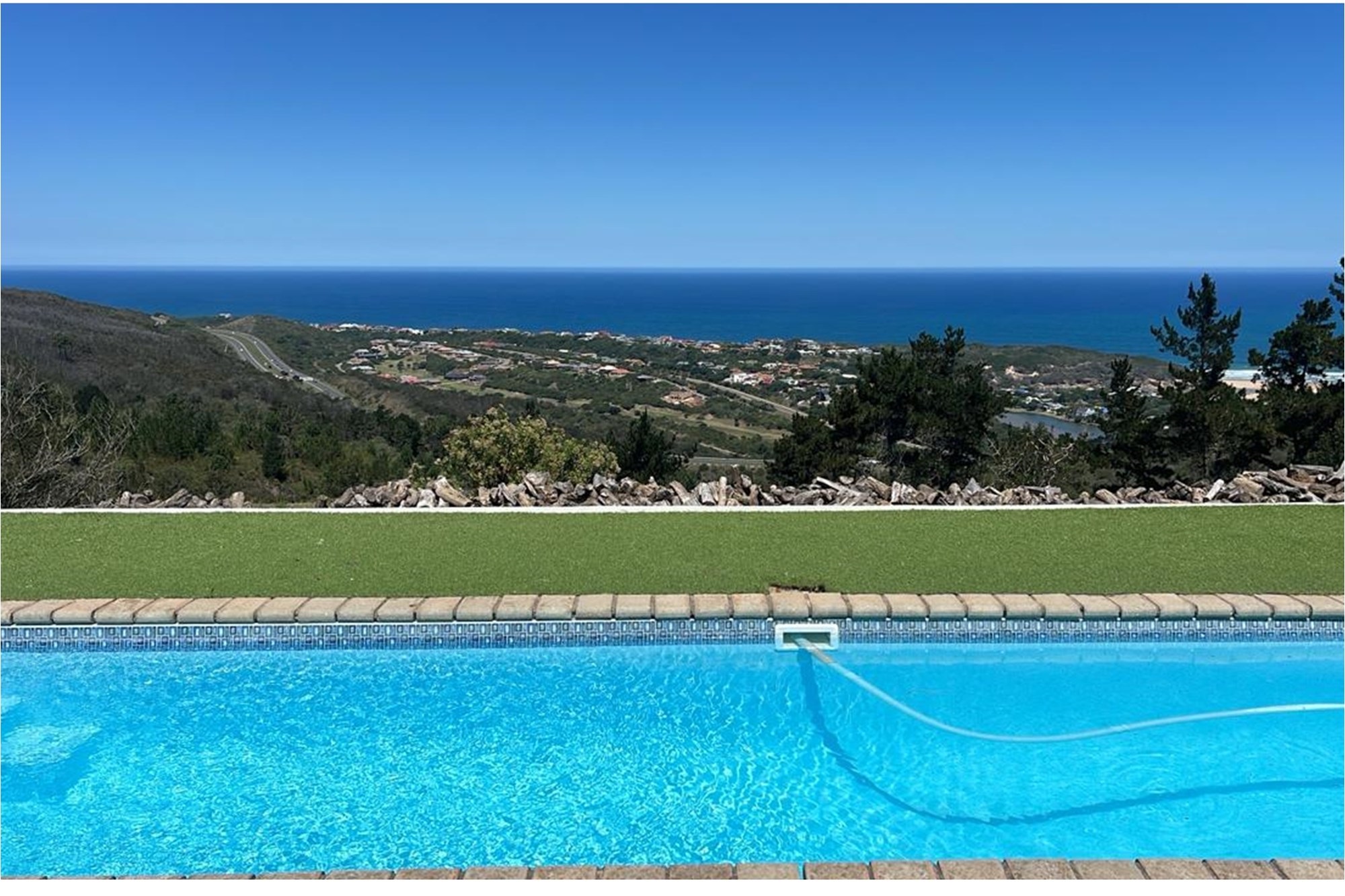 House for sale in Groot Brakrivier Central, Groot Brakrivier, 790 m²