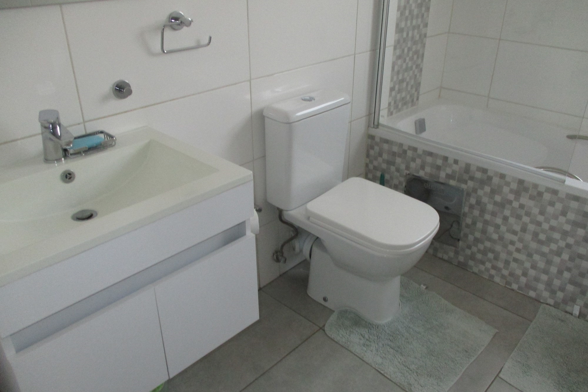 Apartment for sale in Glen Marais, Kempton Park, 7 Block 7, Ingadi Villas, 68 Anemoon, Glen Marais, Kempton Park, Gauteng, 82 m²