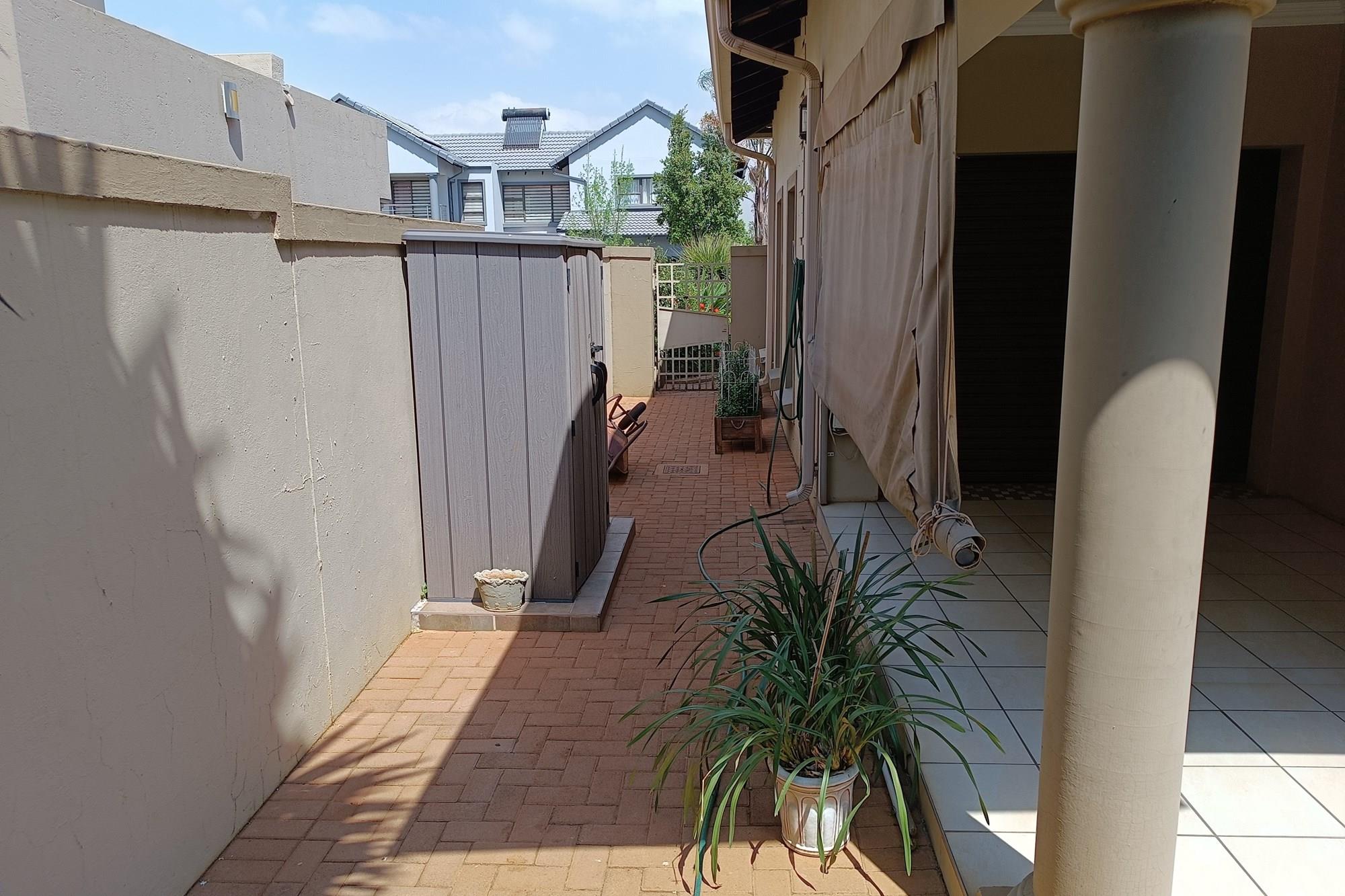 House for sale in Eldo View, Eldoraigne, Centurion, 450 m²