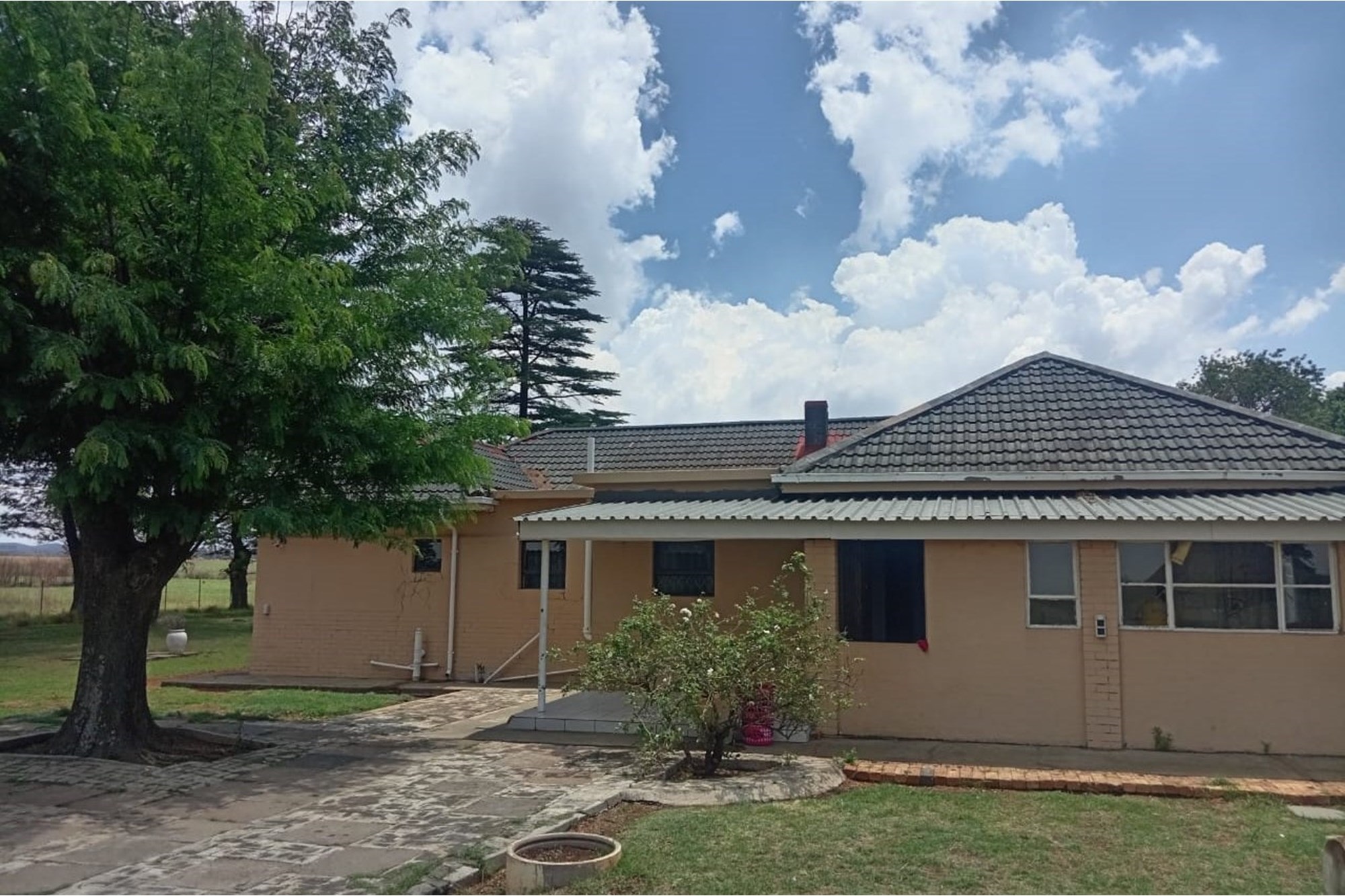 Charming Farmhouse Retreat in Witkop Meyerton Awaits You
