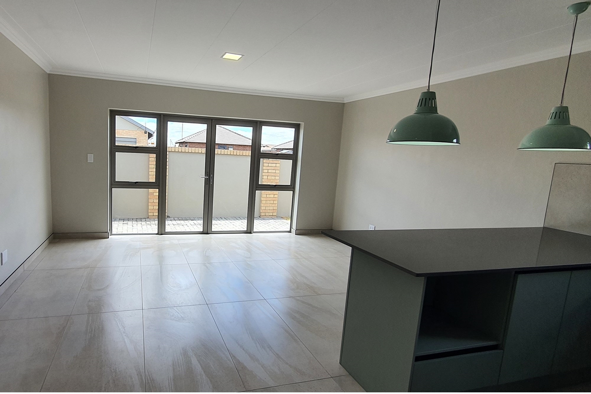 "Modern 3-Bed Home in Mpumalanga's New Suburb"