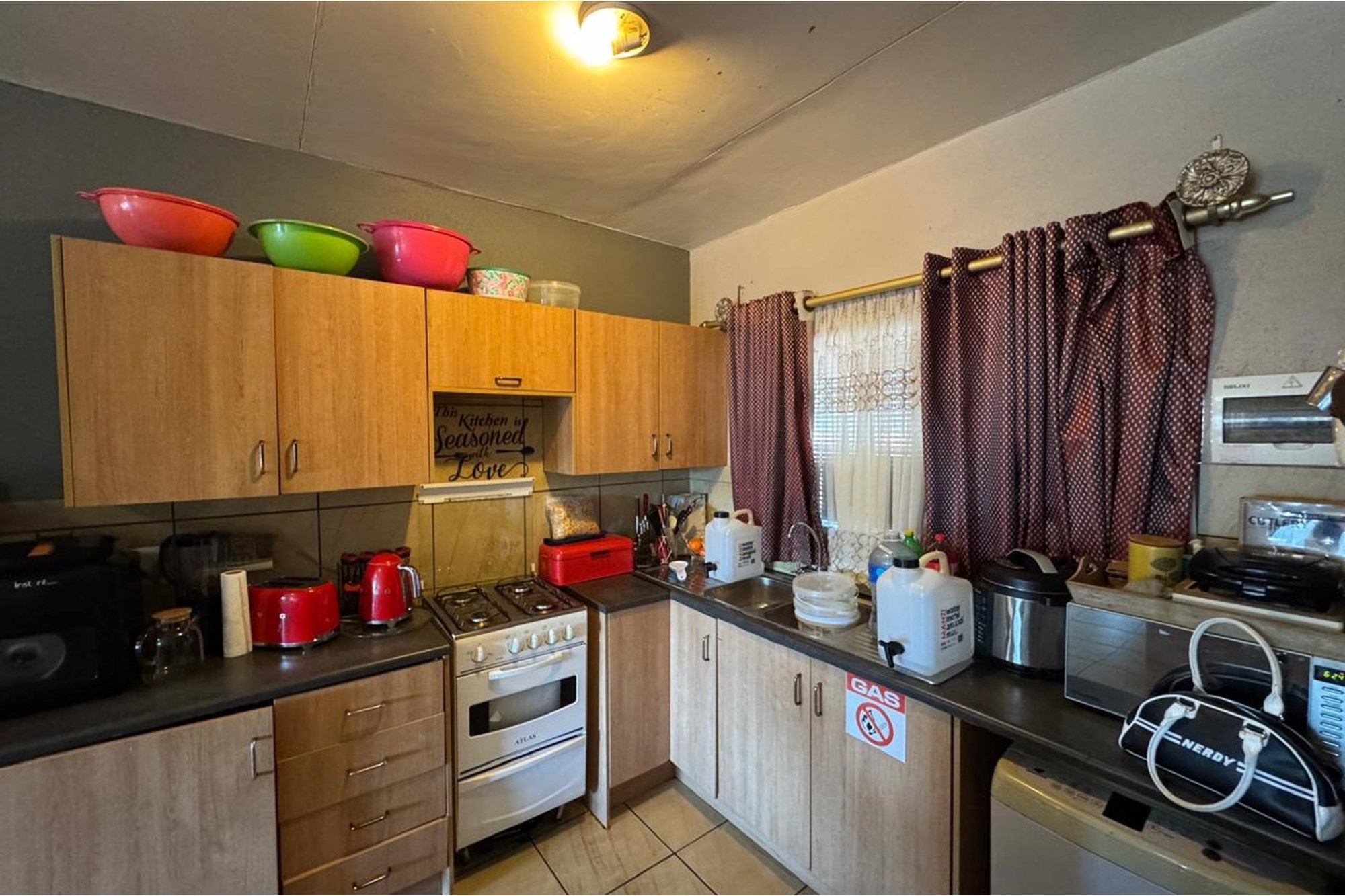 "2 Bedrooms, 2 Bathrooms, Enclosed Balcony"