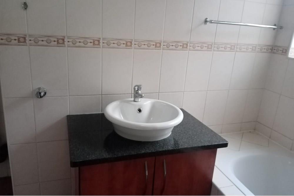 2 Bedroom Apartment For sale in Midrand