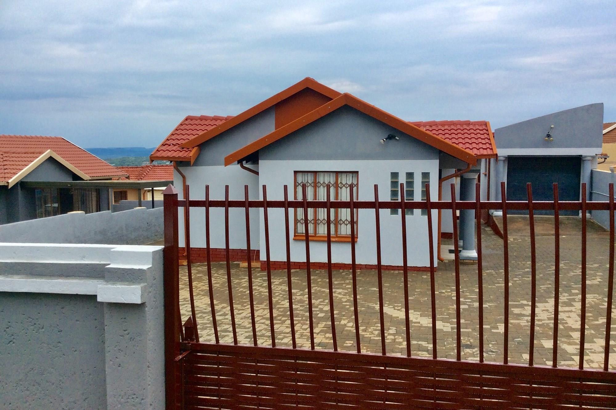 WHAT A BEAUTY IN TLHABANE WEST