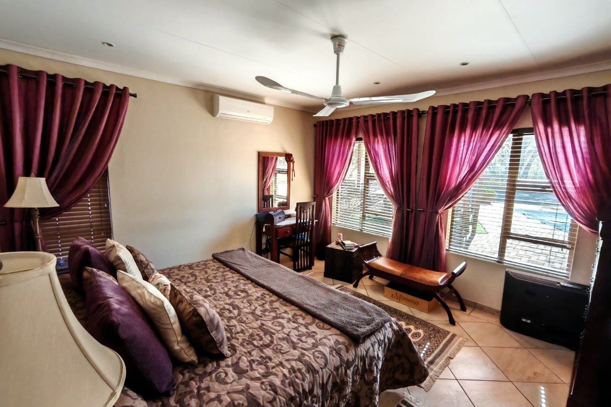 Exceptional full-title 5-bedroom family home For Sale in Shona Langa Nature Estate
