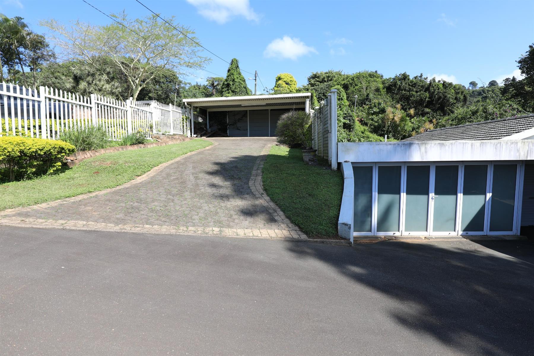 4Bedroom house for sale in Padfield Park