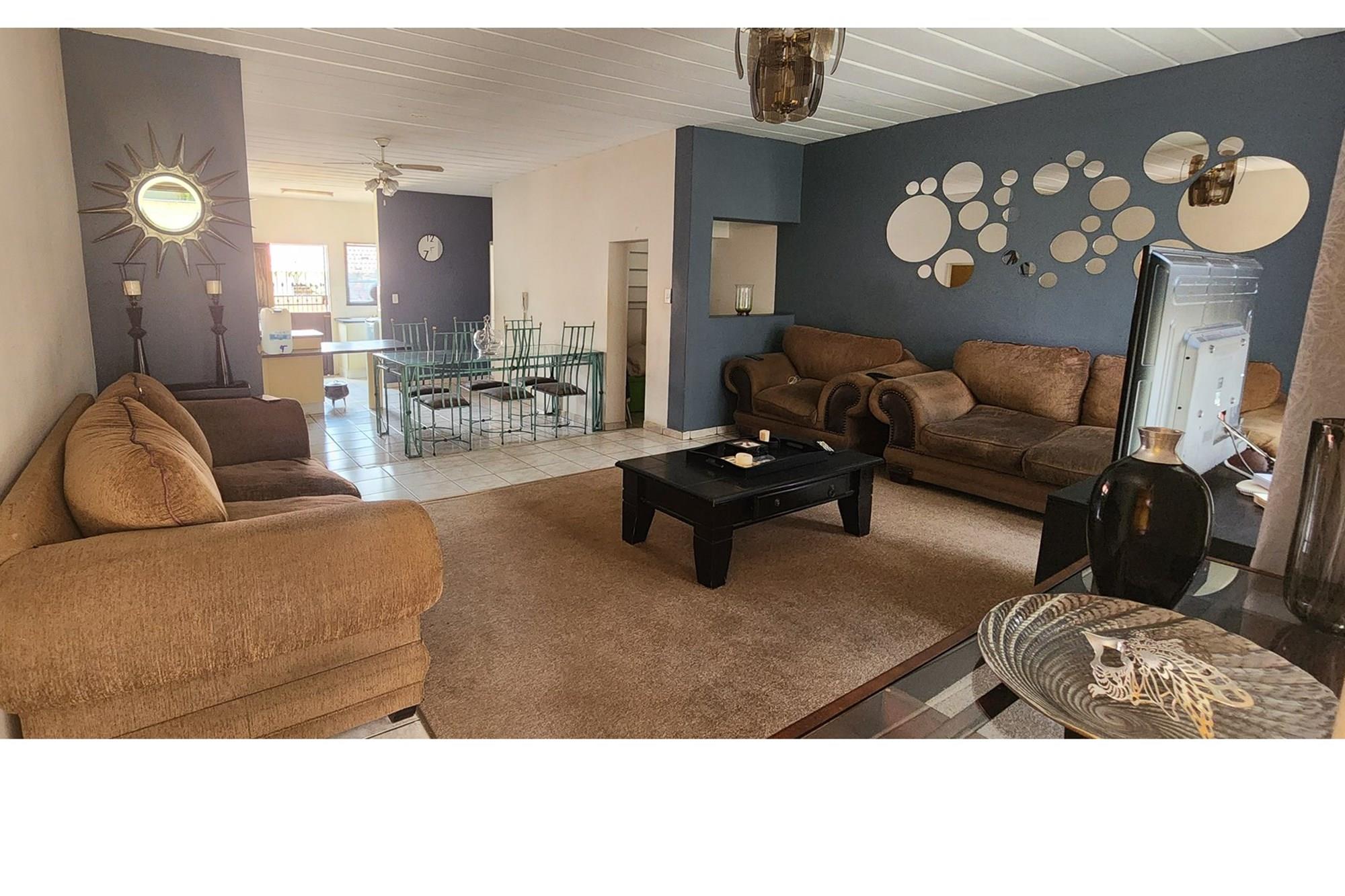 Price Reduced...Spacious Duplex Townhouse in Florida, Roodepoort