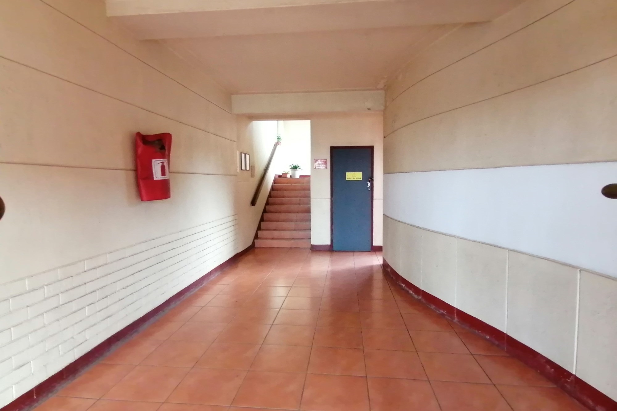 Apartment for sale in Margate, KwaZulu Natal, 201 Lomati, 16 Marine Drive, Margate, KwaZulu Natal, 61 m²