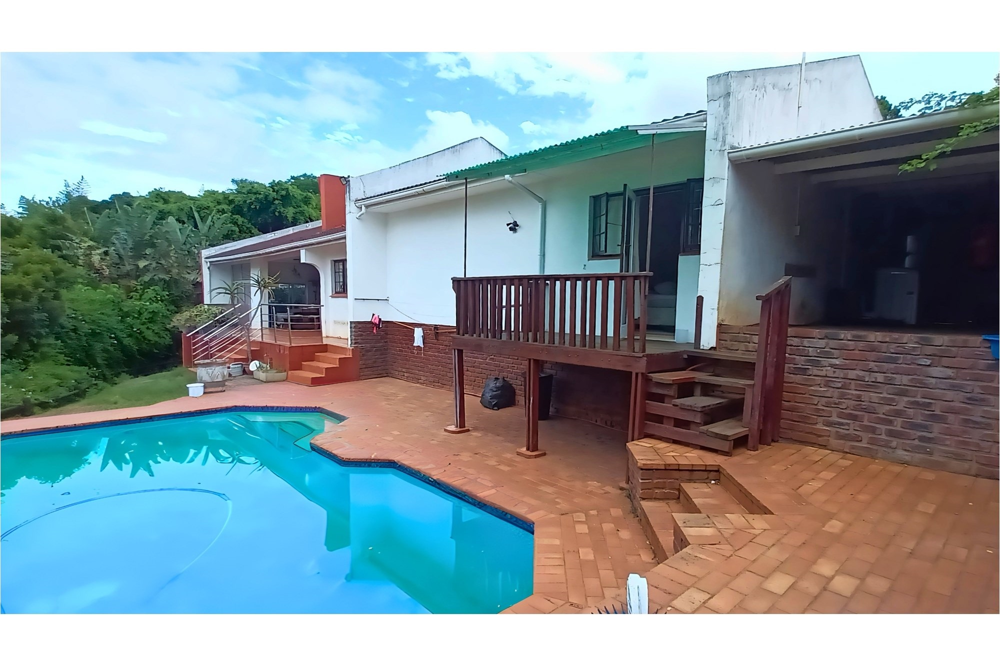 Spacious Family Home with Great Potential in Vincent Heights, East London
